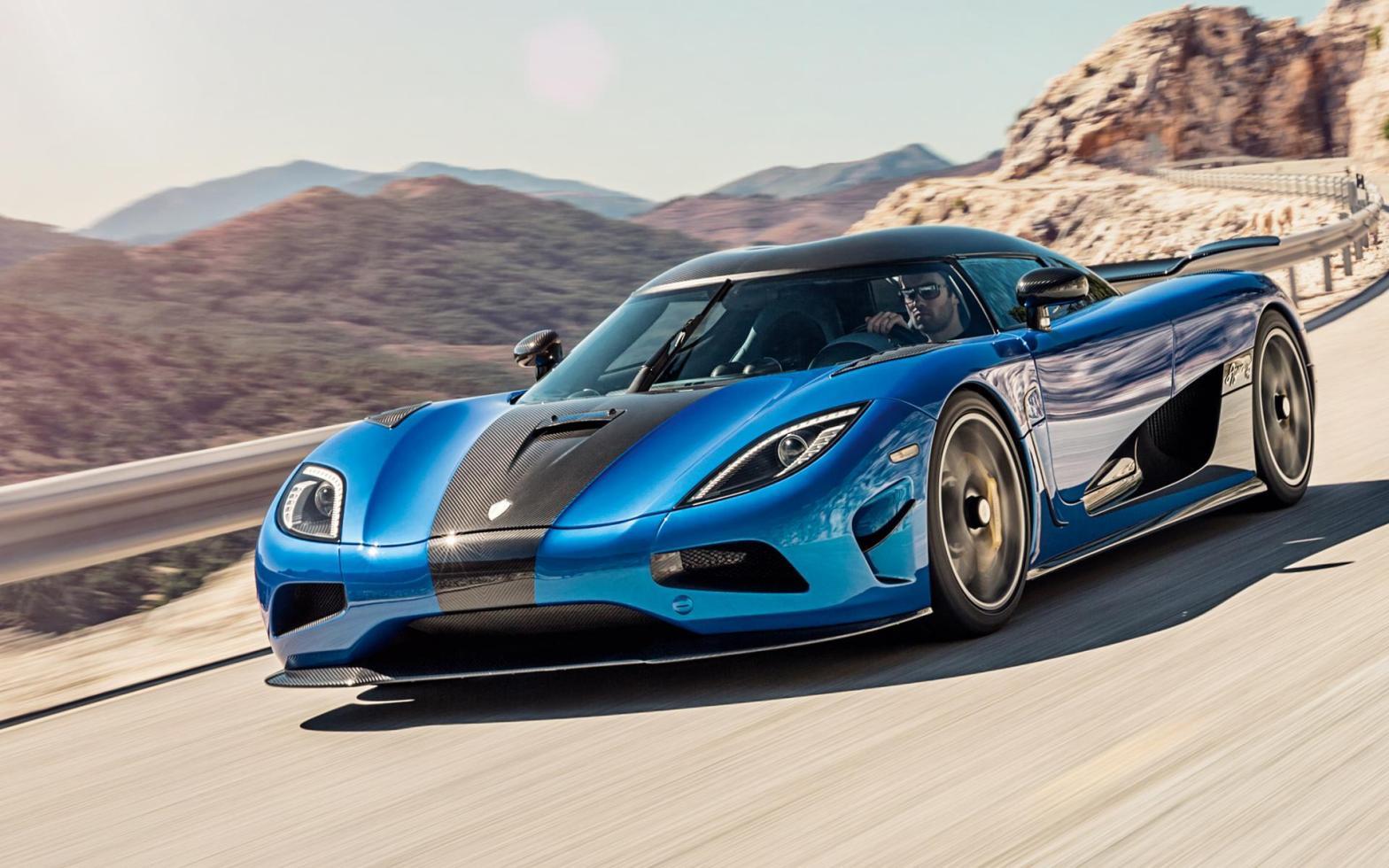 1568x980 Koenigsegg Agera Wallpaper