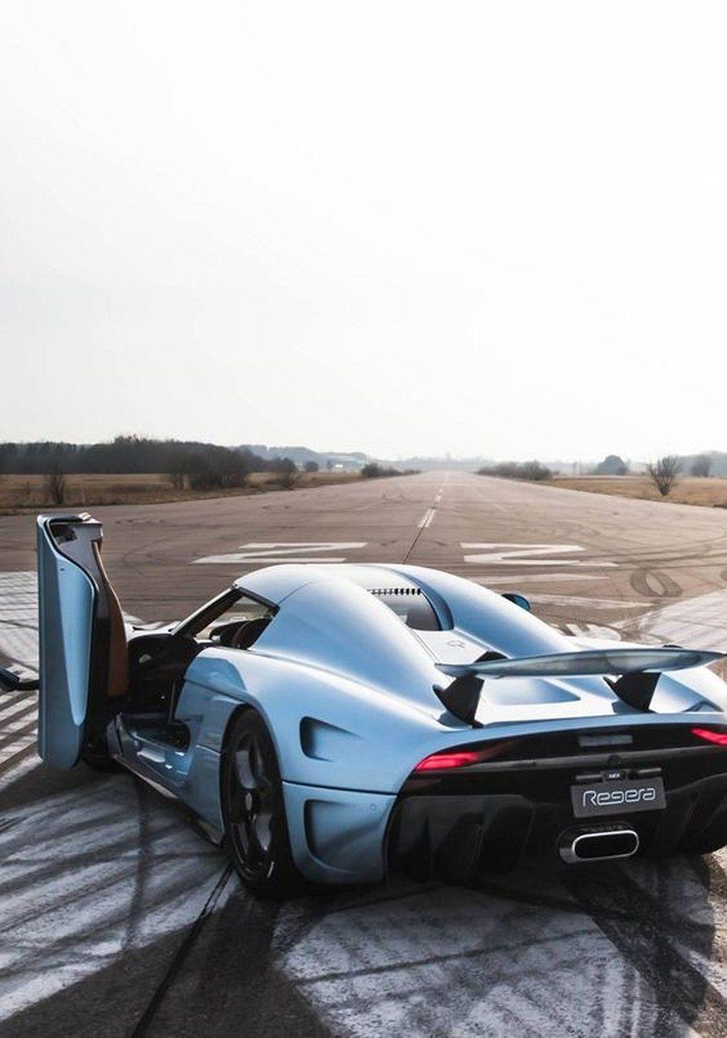 1024x1463 Koenigsegg Regera Wallpaper 9