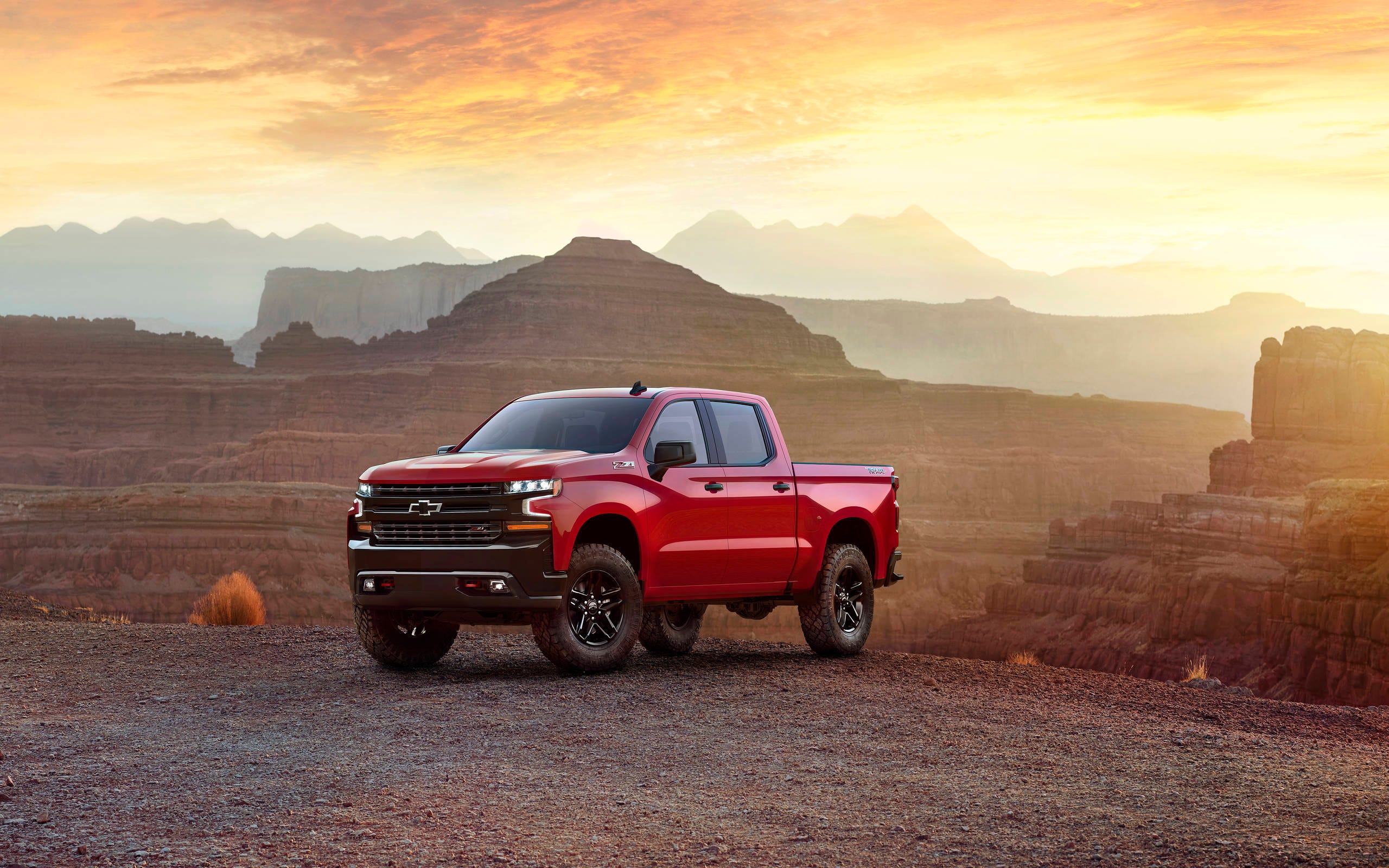 2560x1600 Chevrolet Silverado: Meet Chevy's Redesigned Full Size Pickup
