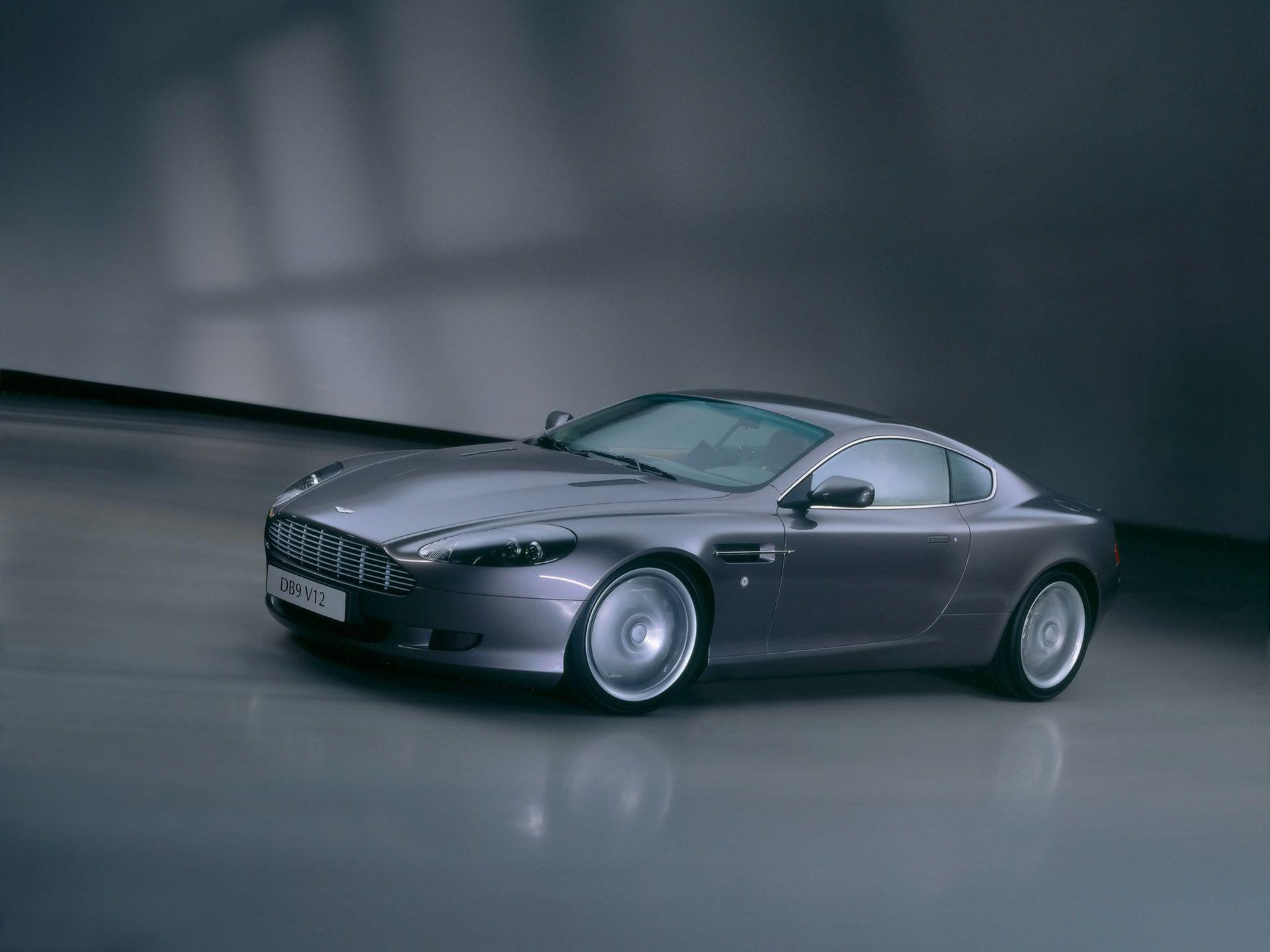 1920x1440 Aston Martin DB9 Angle