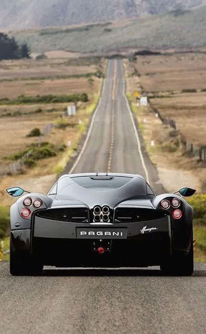 700x1133 Pagani (phone)