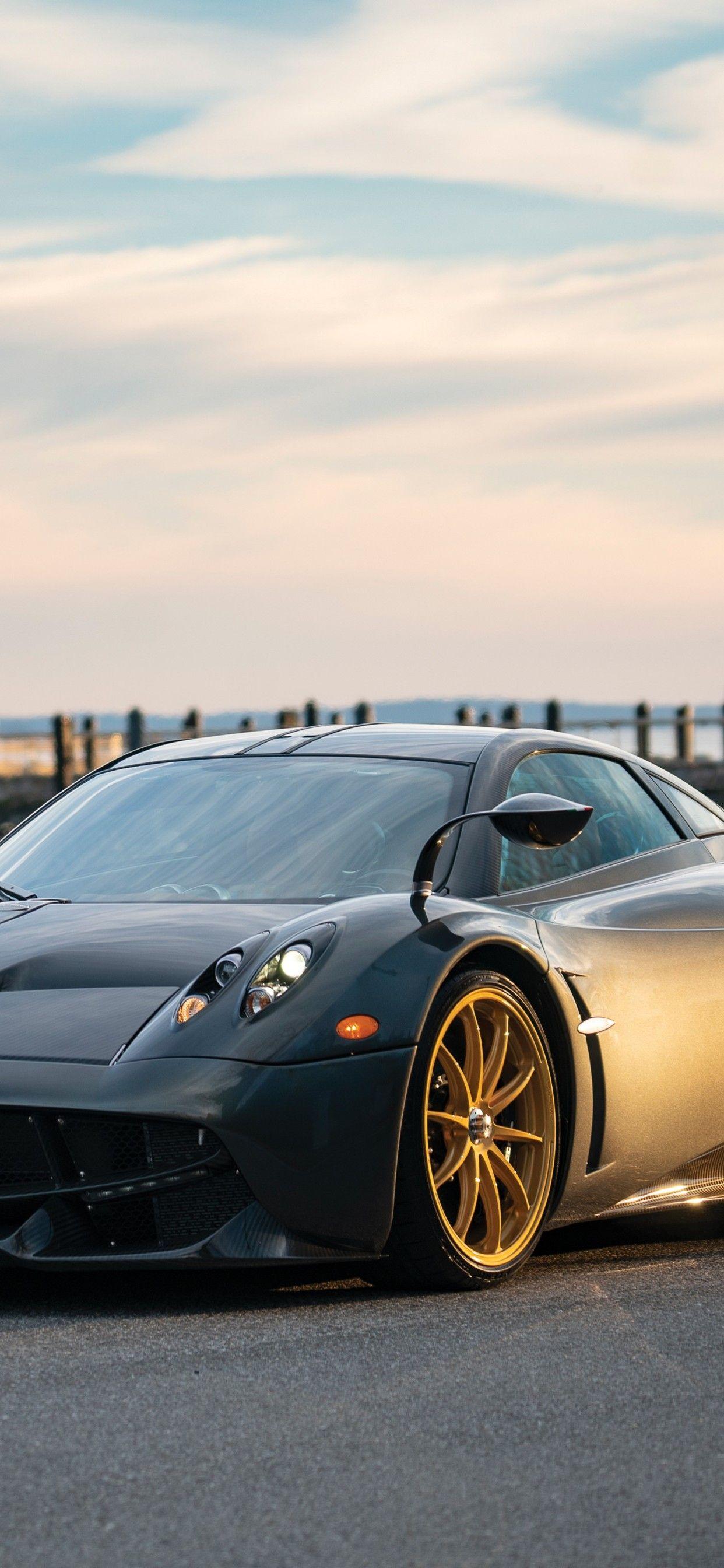1242x2688 Pagani Huayra Pacchetto Tempesta Background