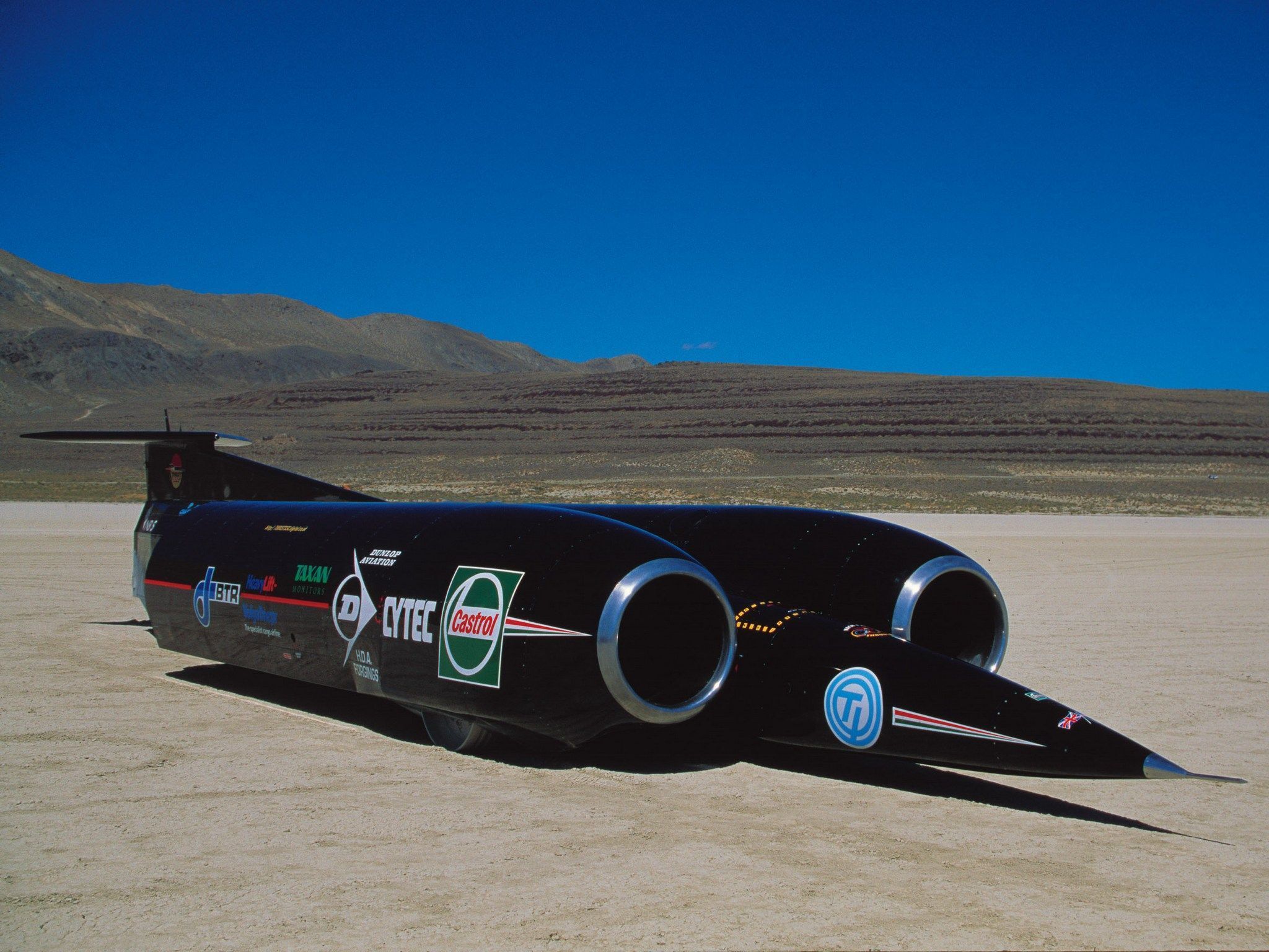 2048x1536 Thrust SSC Wallpaper