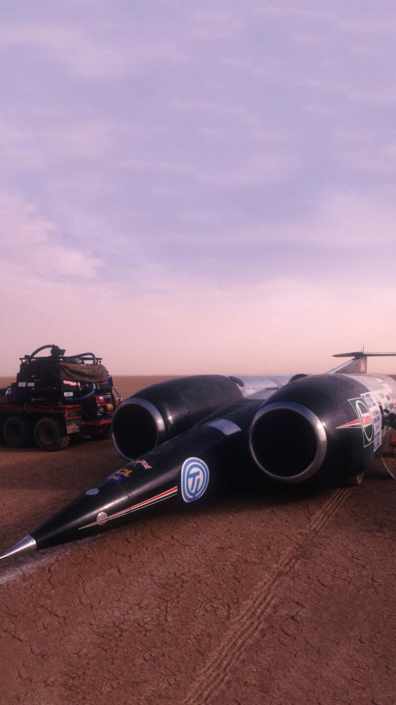 800x1422 The Crazy Demons Of Land Speed Racing And Their Record Breaking Rides
