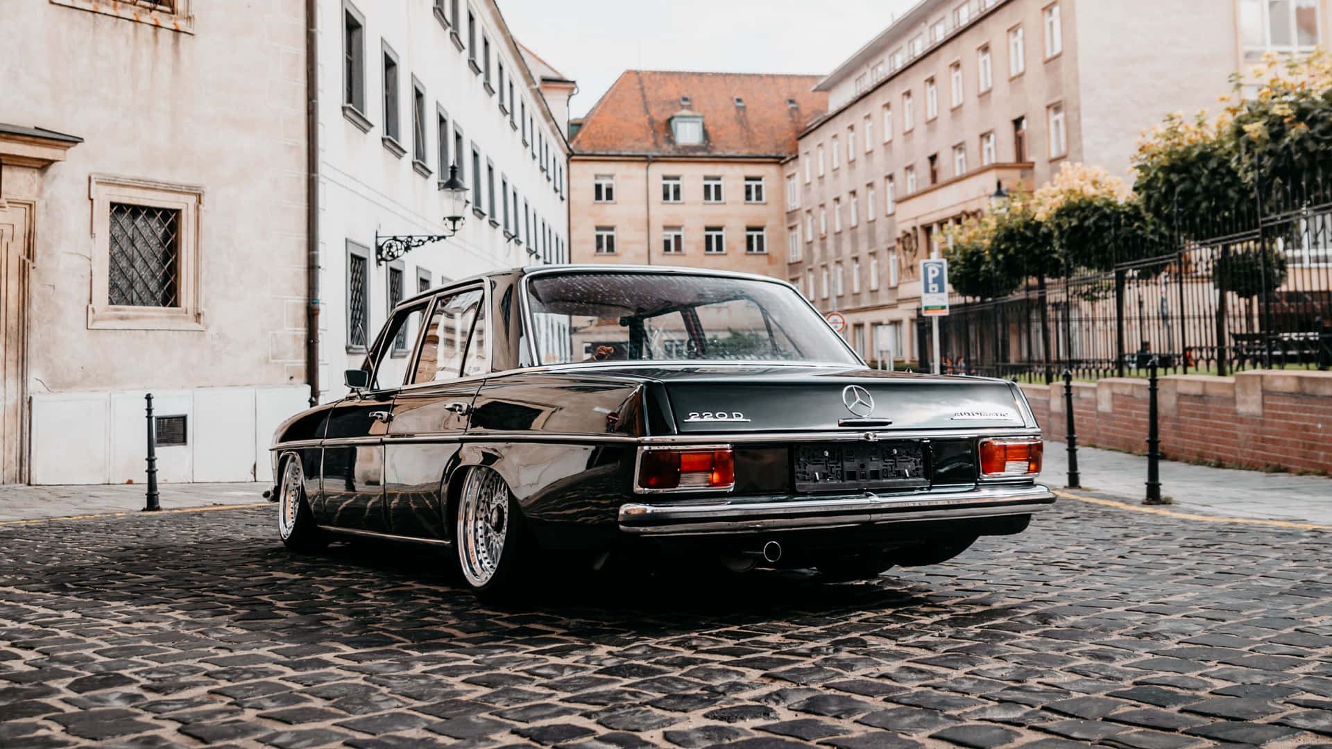 1920x1080 Classic Mercedes Wallpaper