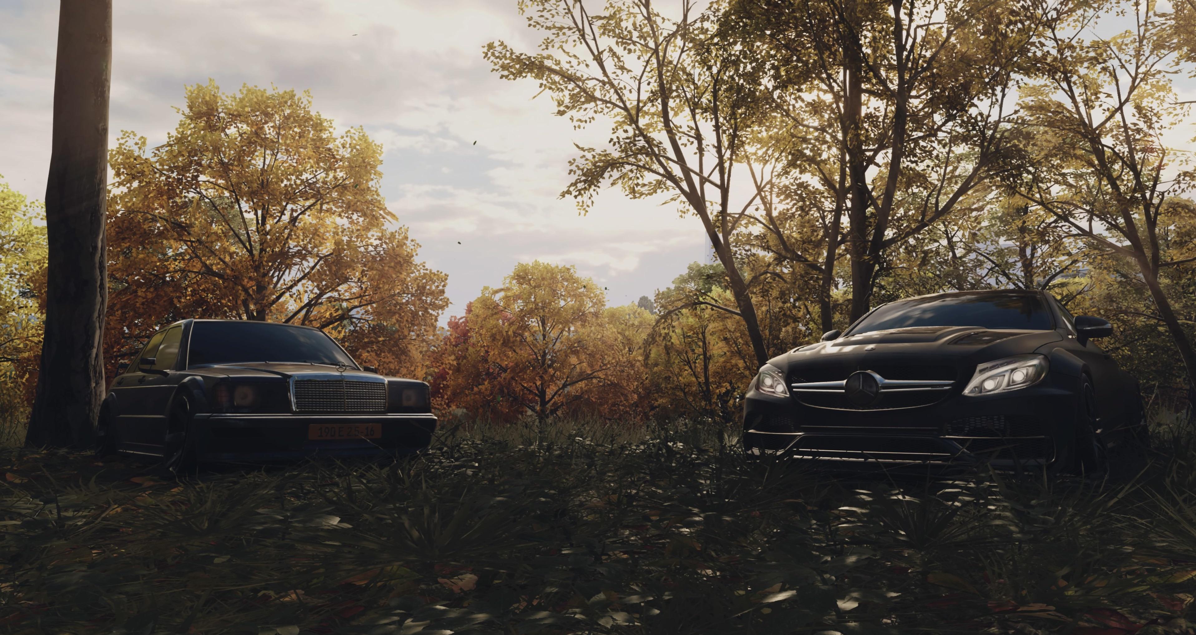 3834x2035 Old & New Mercedes