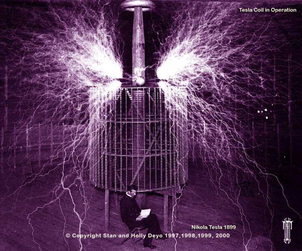 Tesla Coil Wallpaper