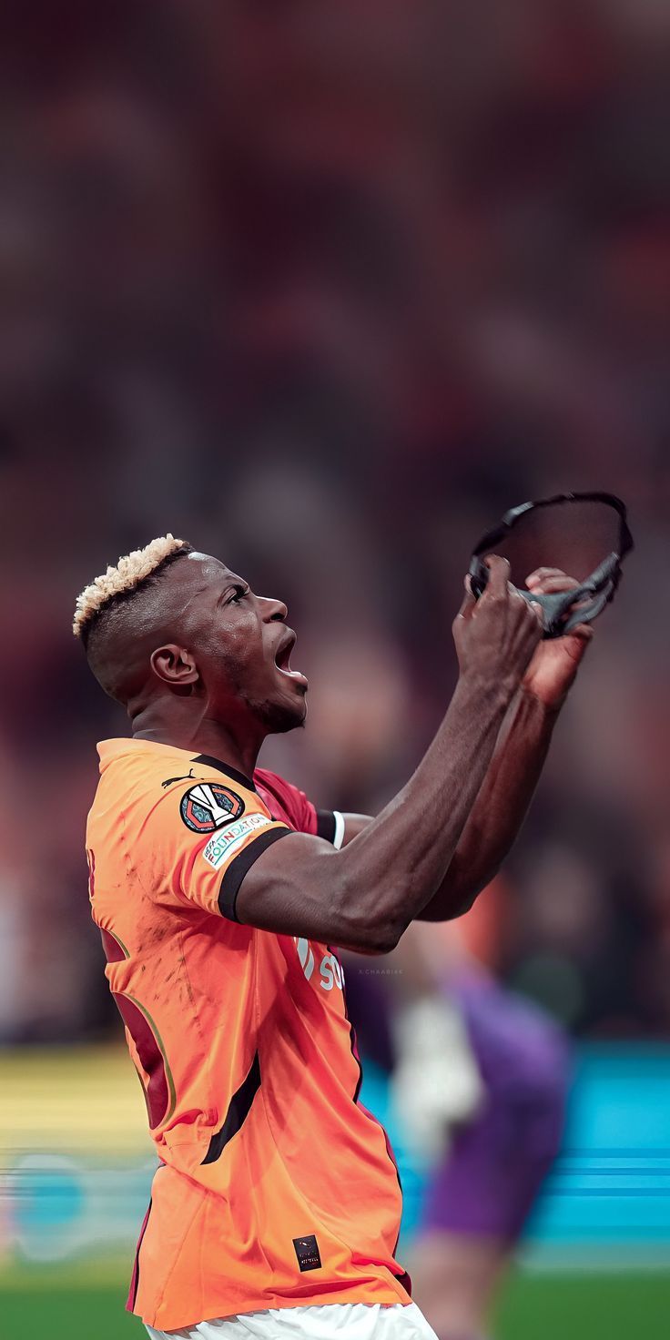 736x1472 victor osimhen wallpaper