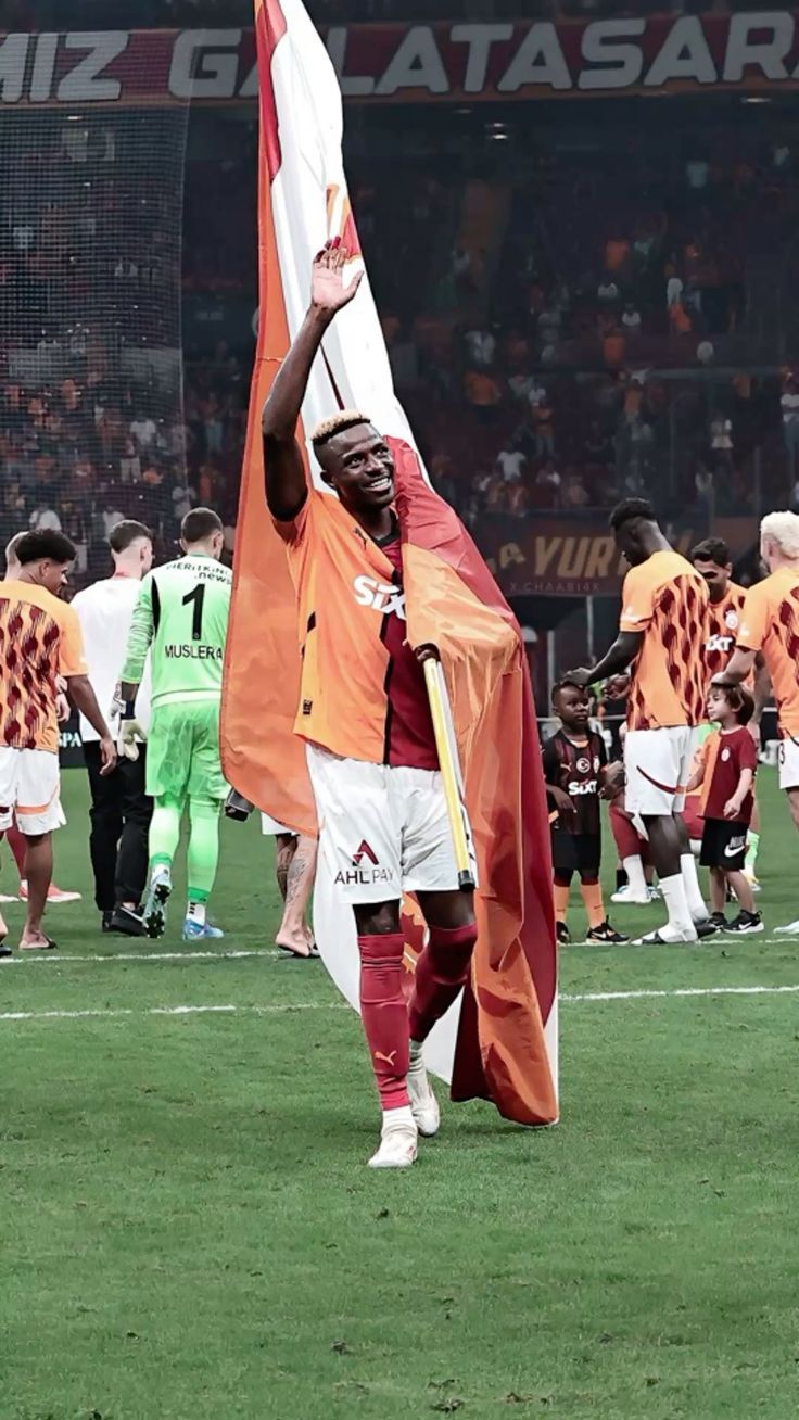 736x1308 Victor Osimhen Wallpaper Galatasaray