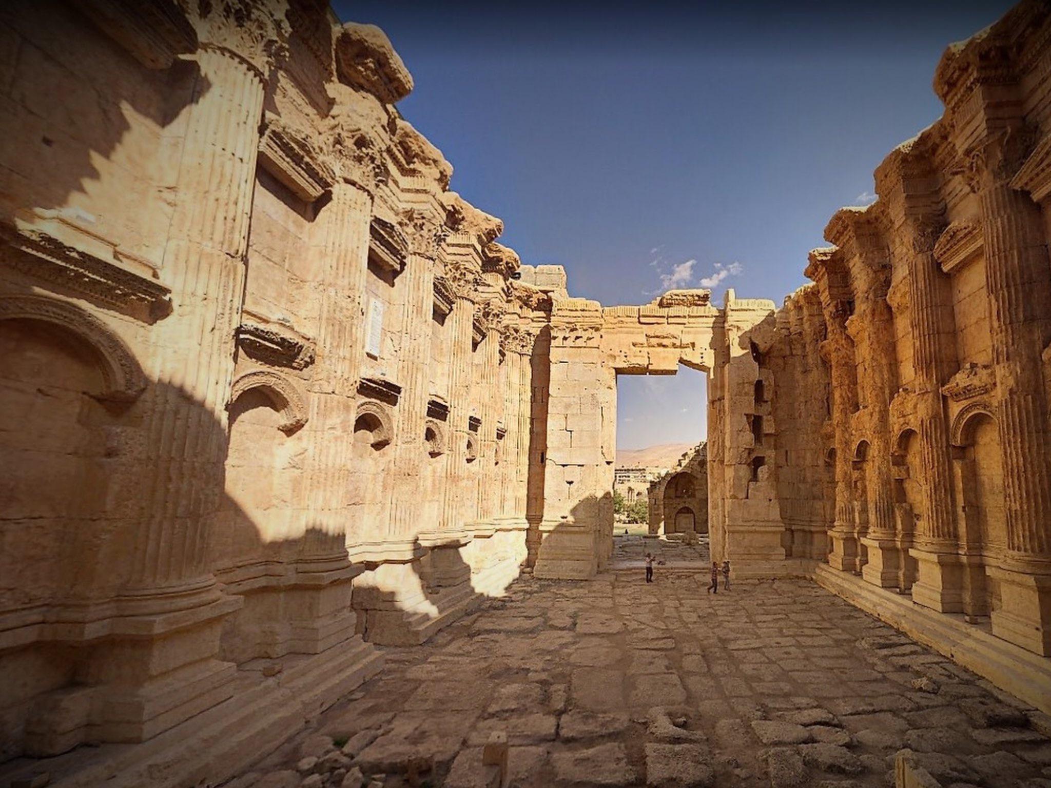 2048x1536 Temple of Bacchus, Baalbek, Lebanon