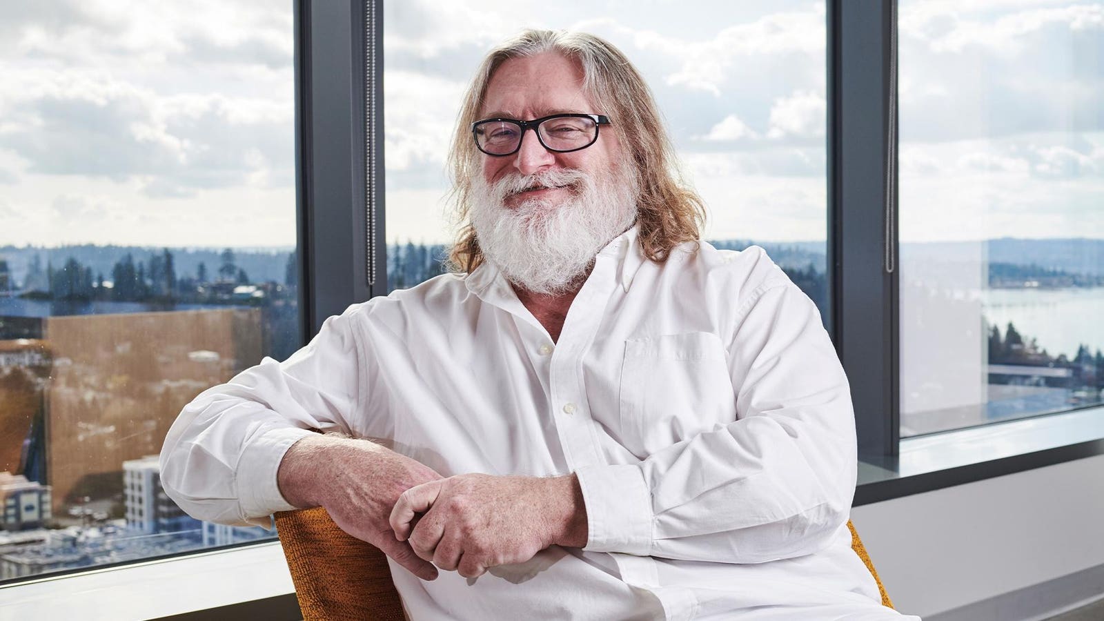 1600x900 How A Microsoft Millionaire Leveraged A Video Game Into $9.5 Billion Fortune