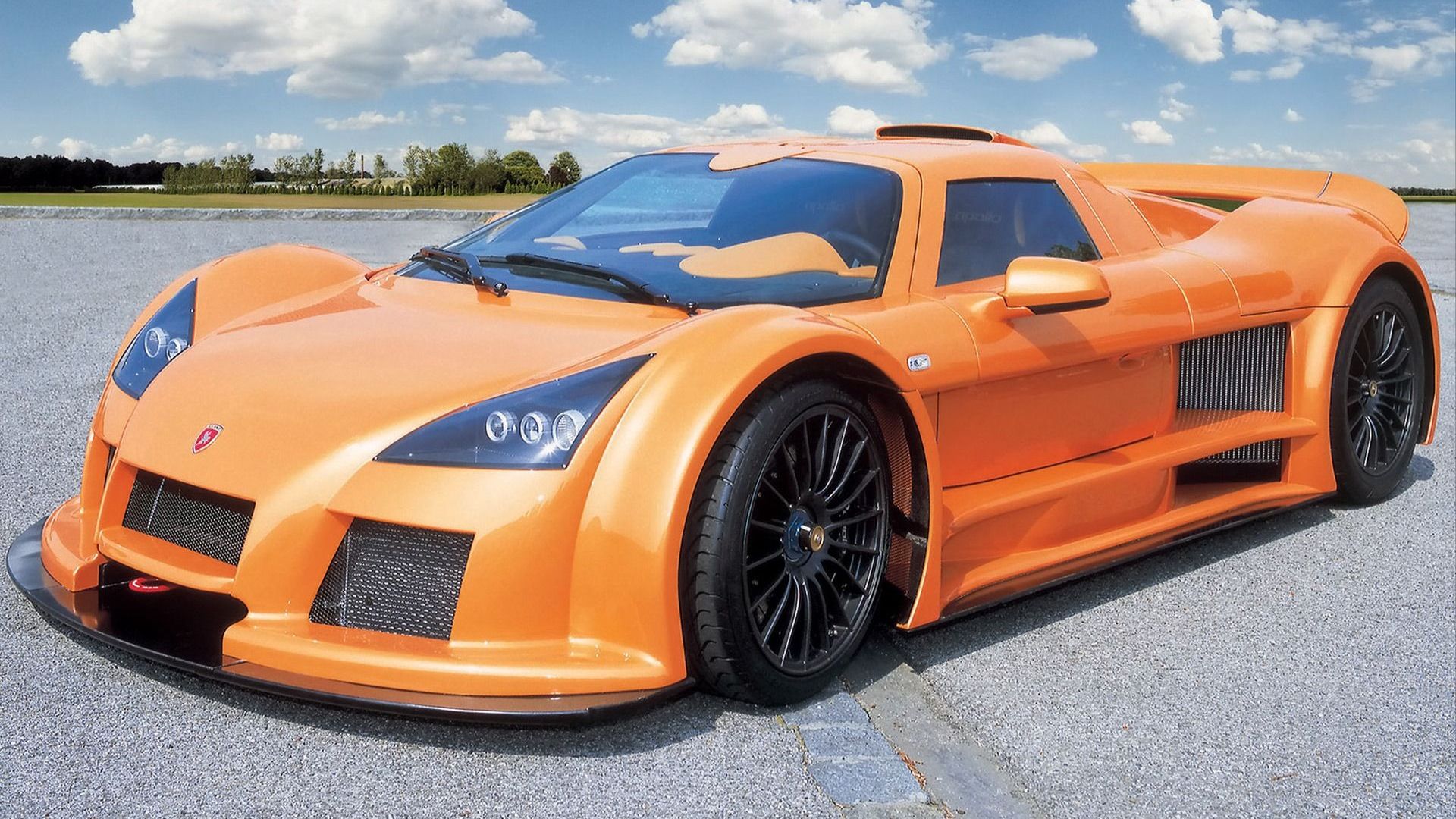 1920x1080 Gumpert Apollo Sport posts 7:11.57 Nürburgring lap time