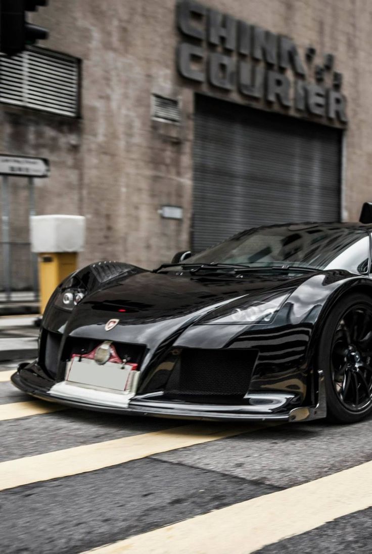 736x1095 Gumpert Apollo