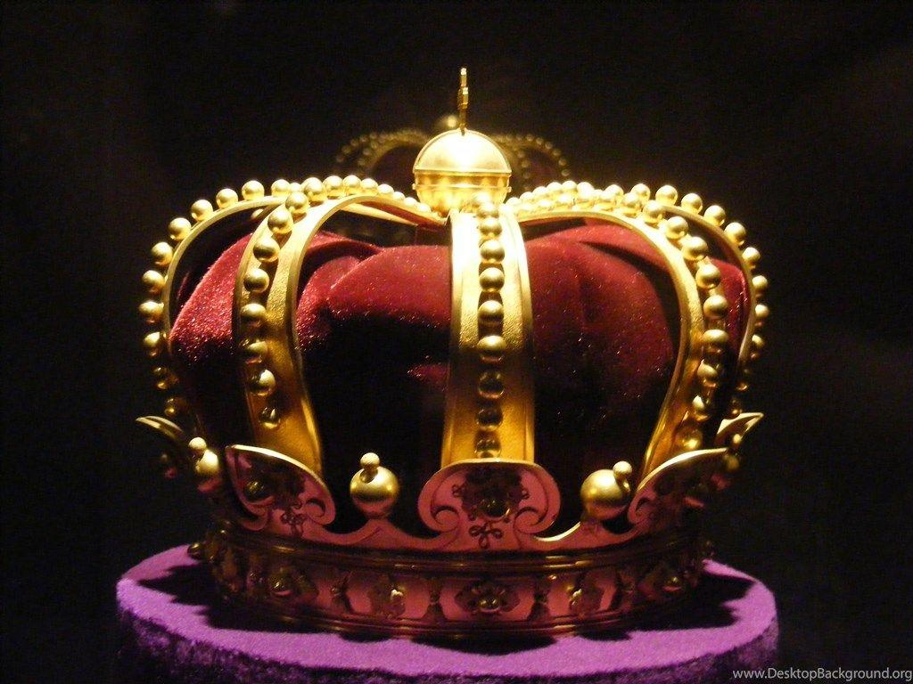 1024x768 King Crown Wallpaper (38 Regal & Powerful Designs)