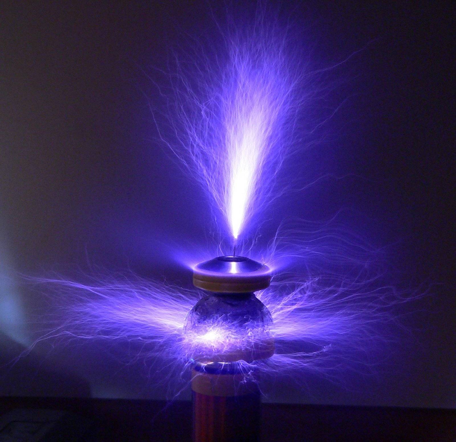 1600x1550 Free download tesla coil wallpaper displaying - for tesla