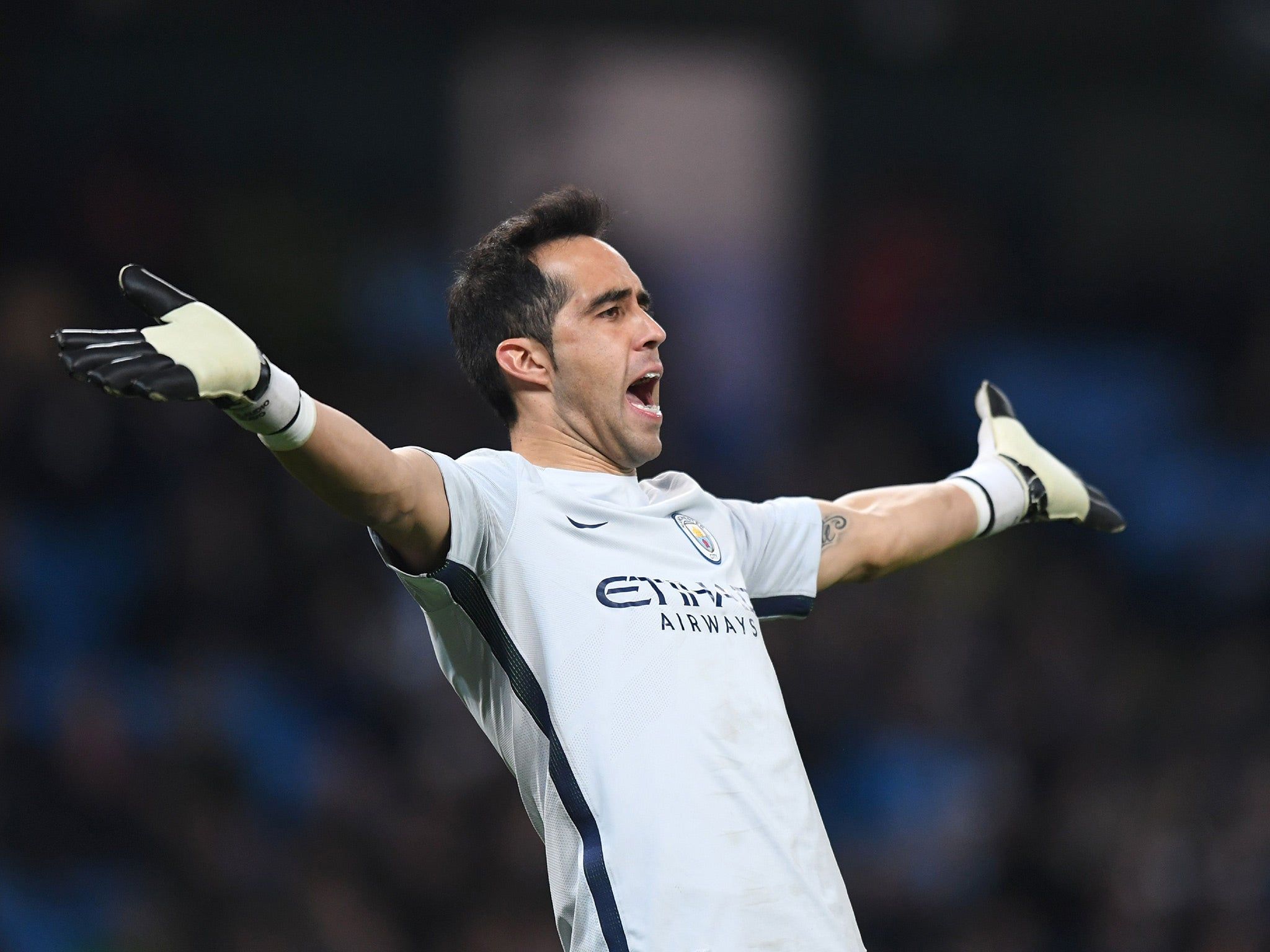 2048x1536 Manchester City: Claudio Bravo is going nowhere despite link to former club Barcelona, says Pep Guardiola