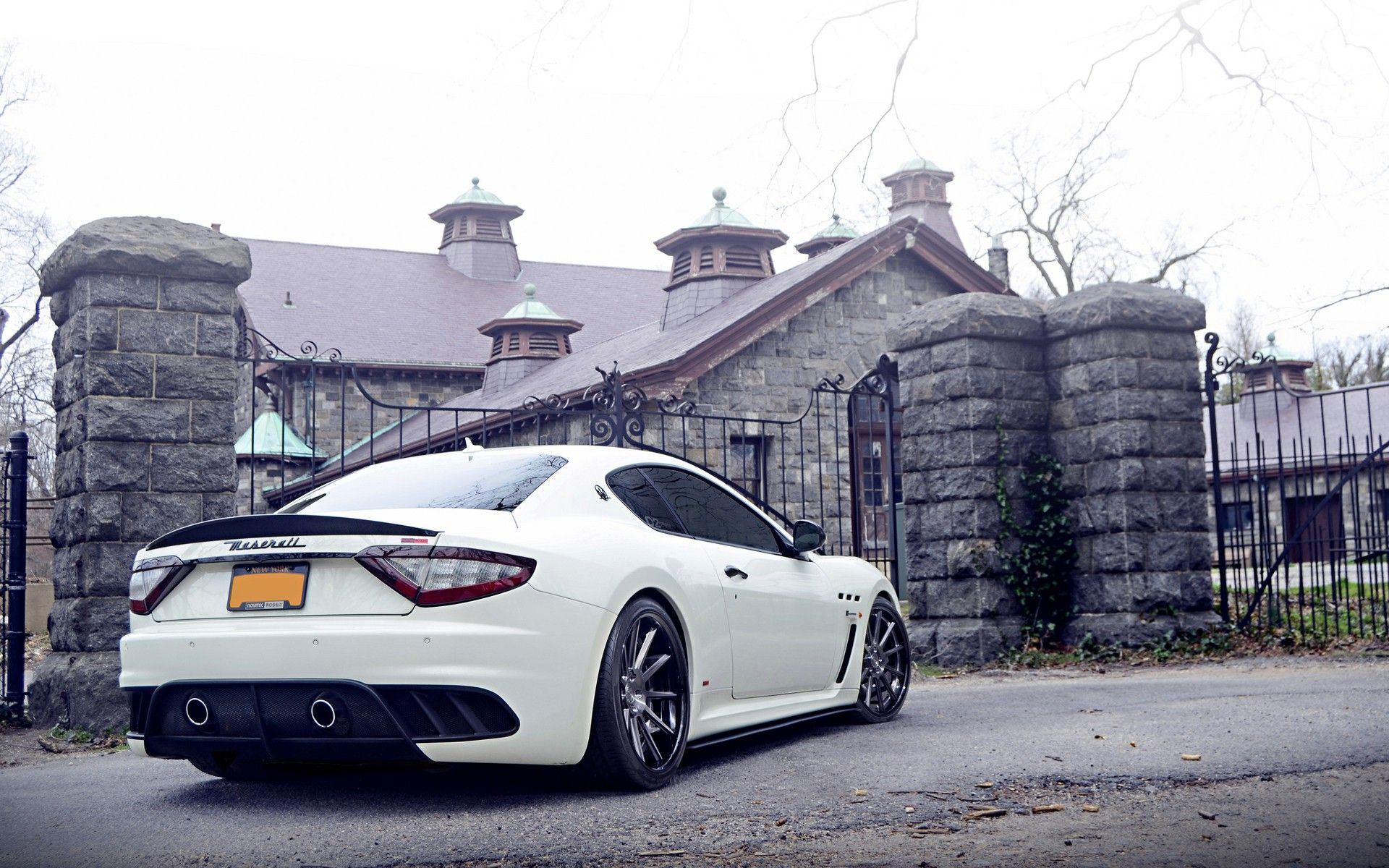 1920x1200 Maserati Granturismo CAR wallpaper