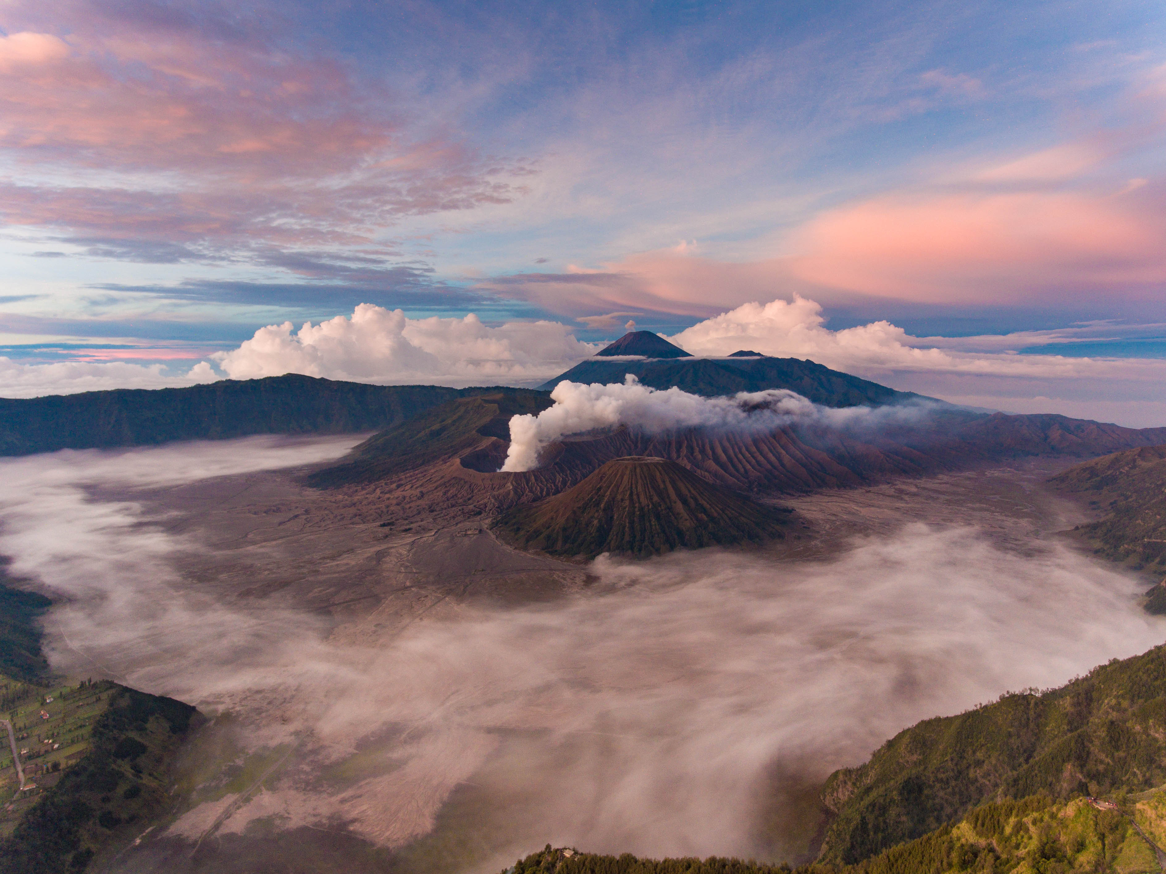 3776x2832 East Java Tour 5 Day 4 Night. Highlights of East Java