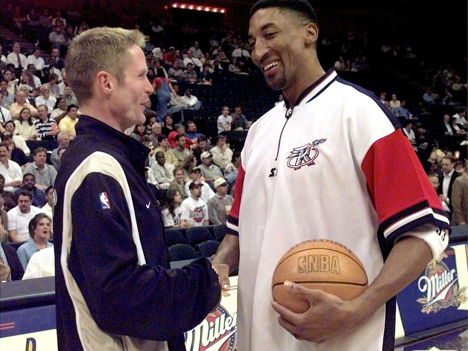 1920x1440 Steve Kerr: 'Nobody resented' Scottie Pippen for '97 foot surgery