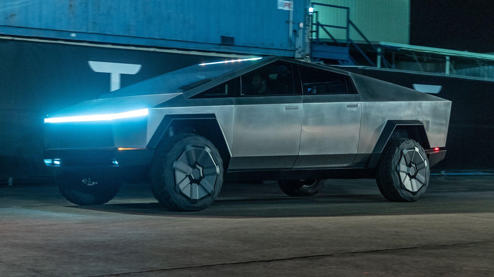 2048x1152 Cybertruck Desktop Wallpaper 48011