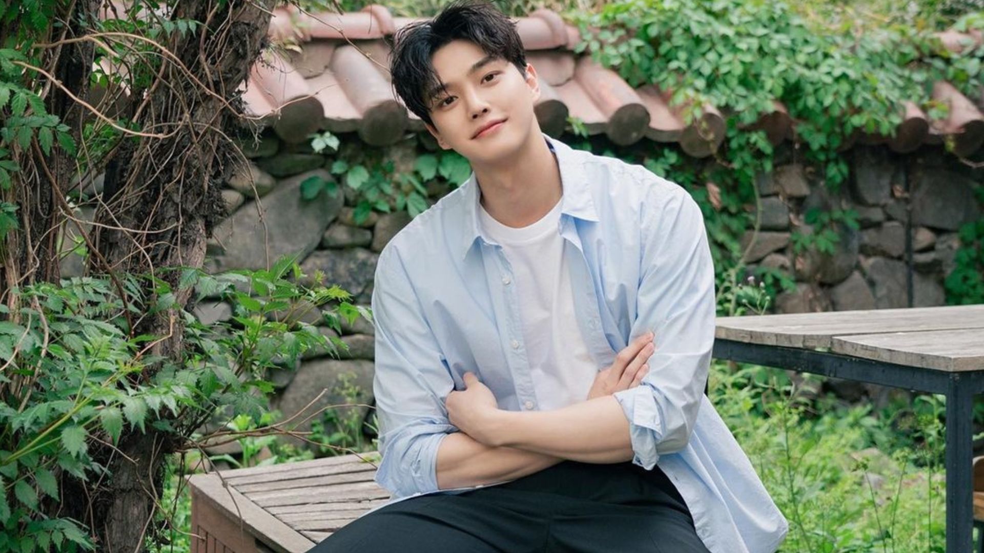 1920x1080 Song Kang's net worth: Know how the Korean actor spends his fortune