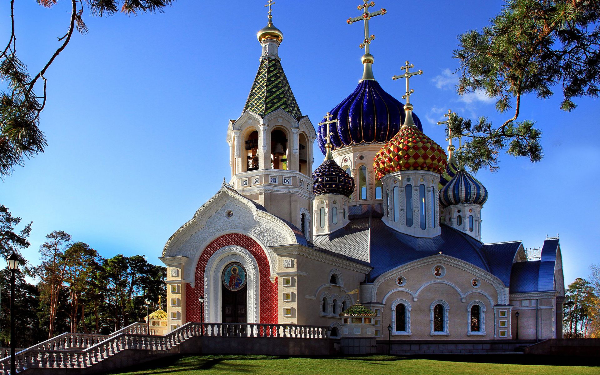 1920x1200 Colorful Russian Dome Church