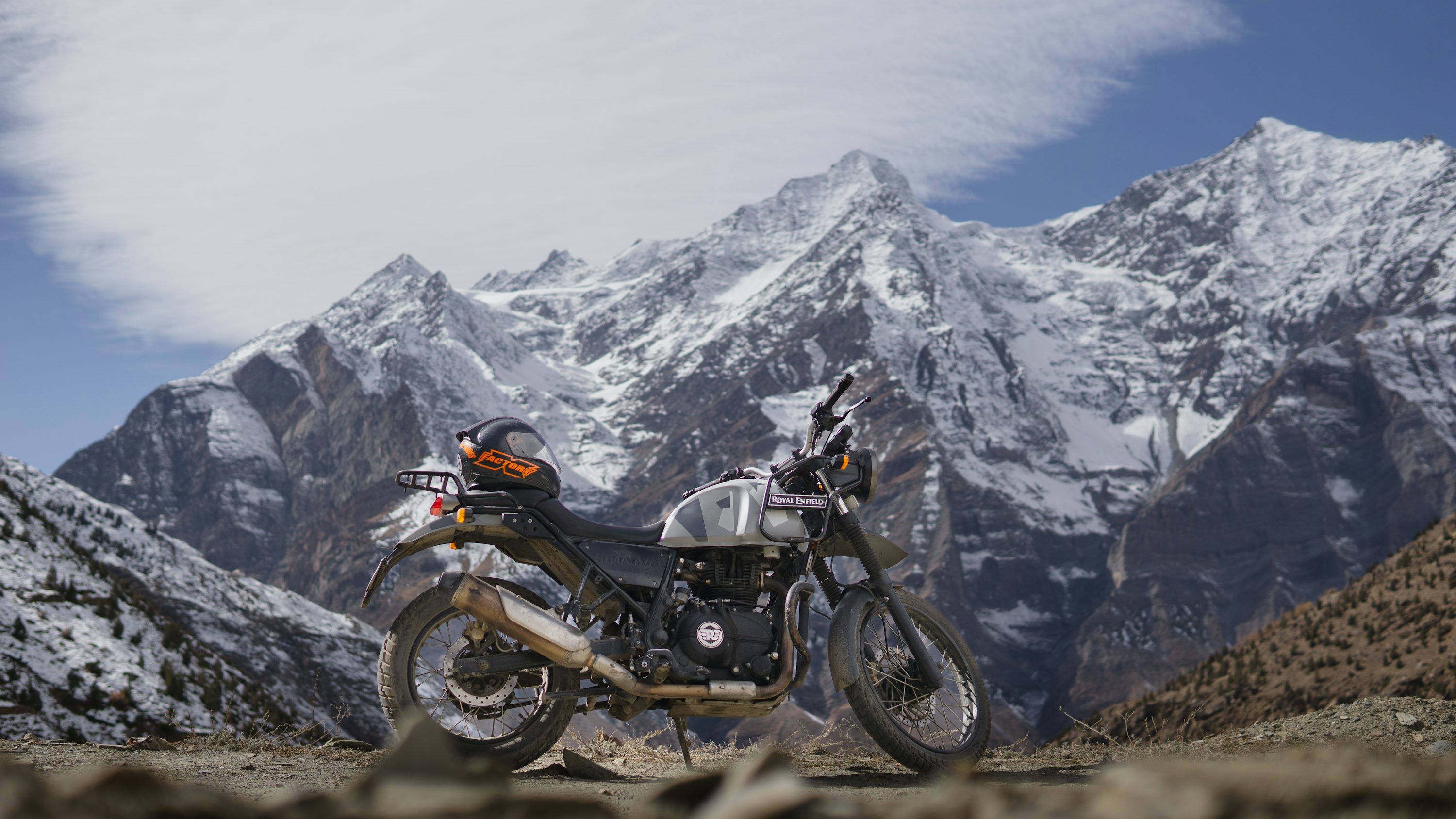 3000x1688 Royal Enfield Himalayan Picture. Download Free Image