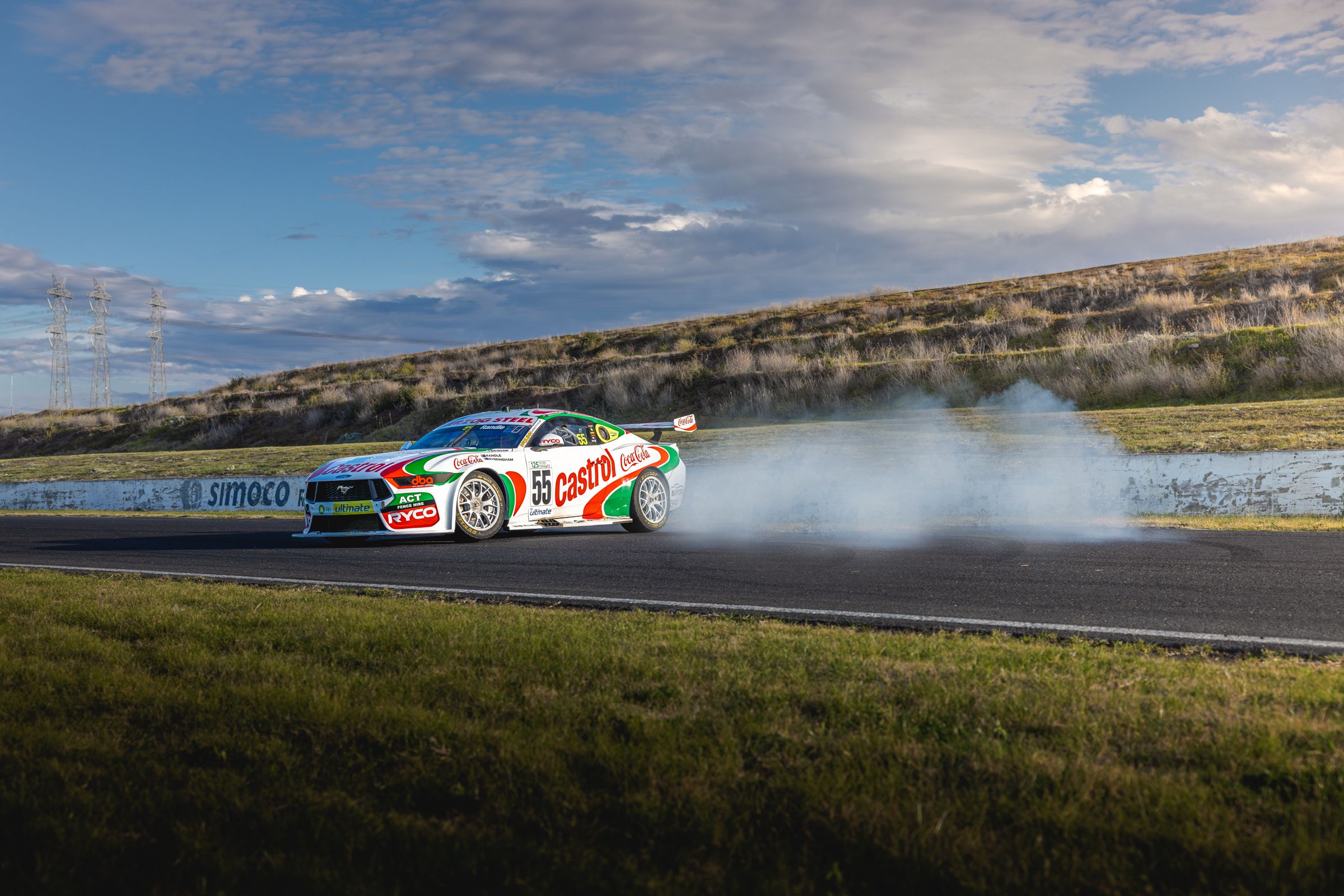 2400x1601 Toyota Castrol livery appears on Mustang race car in Australia. Japanese Nostalgic Car