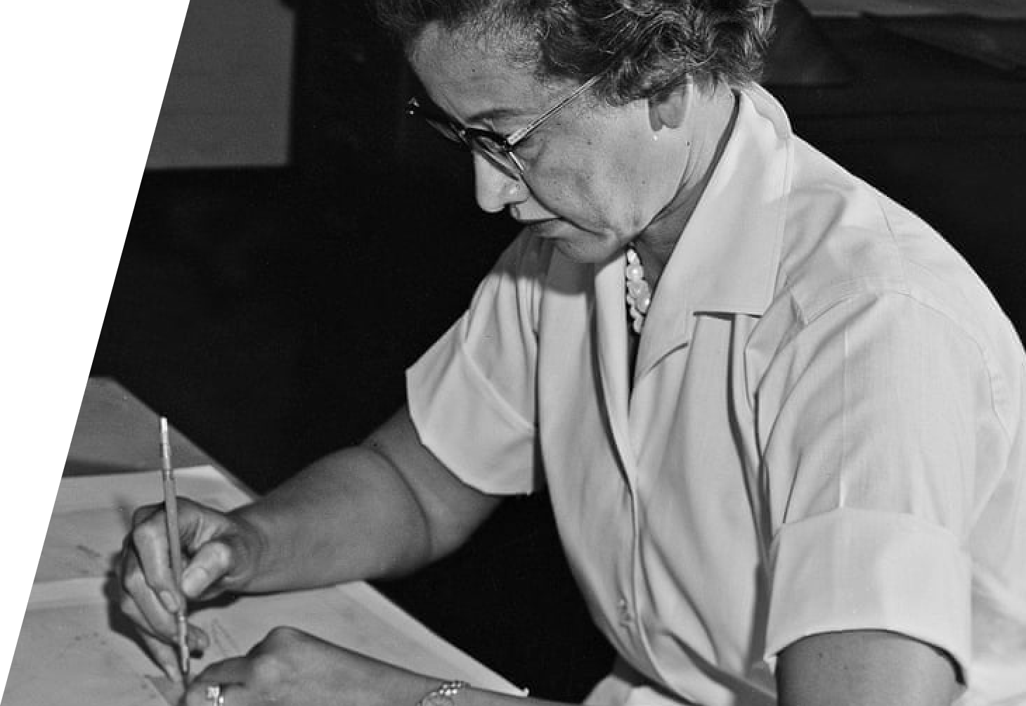 1460x1004 Katherine Johnson's Work at NASA and Professional Accomplishments