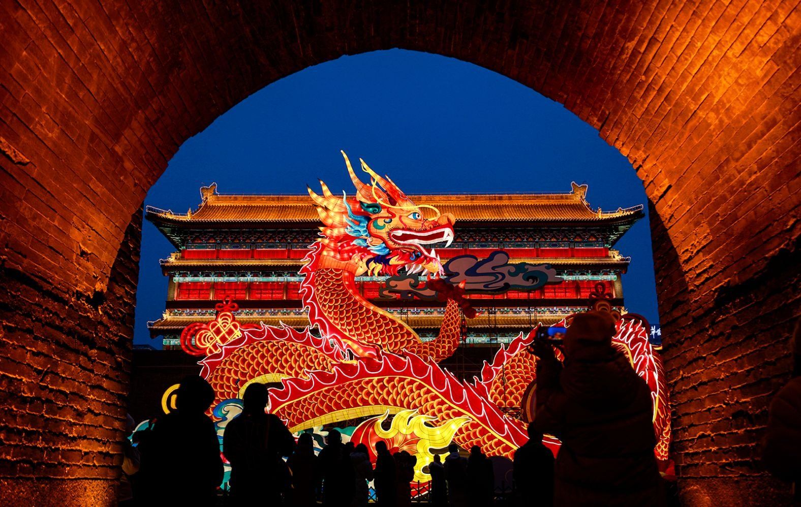 1576x997 Chinese New Year 2026 Travel in China: Spring Festival Guide, Tips, and Best Tours (Year of the Horse)