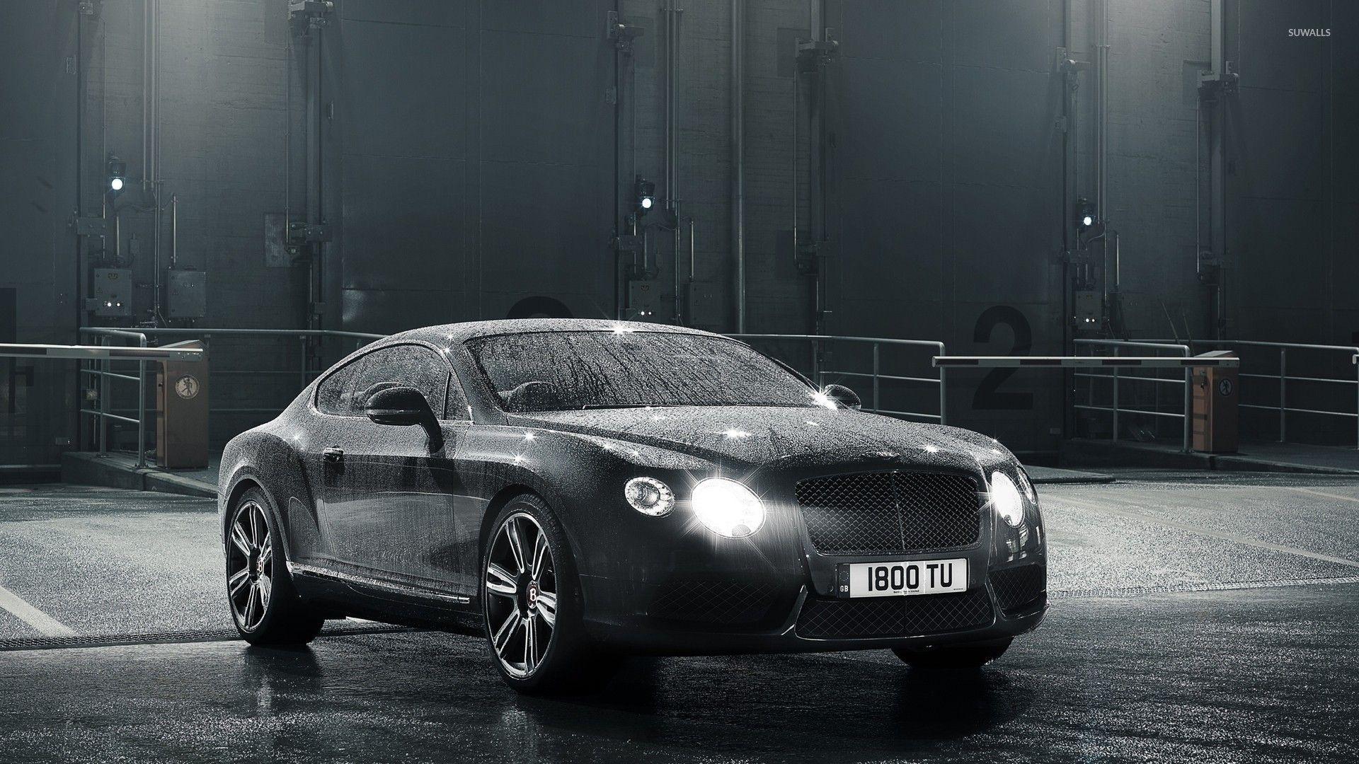 1920x1080 Water drops on a 2014 Bentley Continental GT wallpaper wallpaper