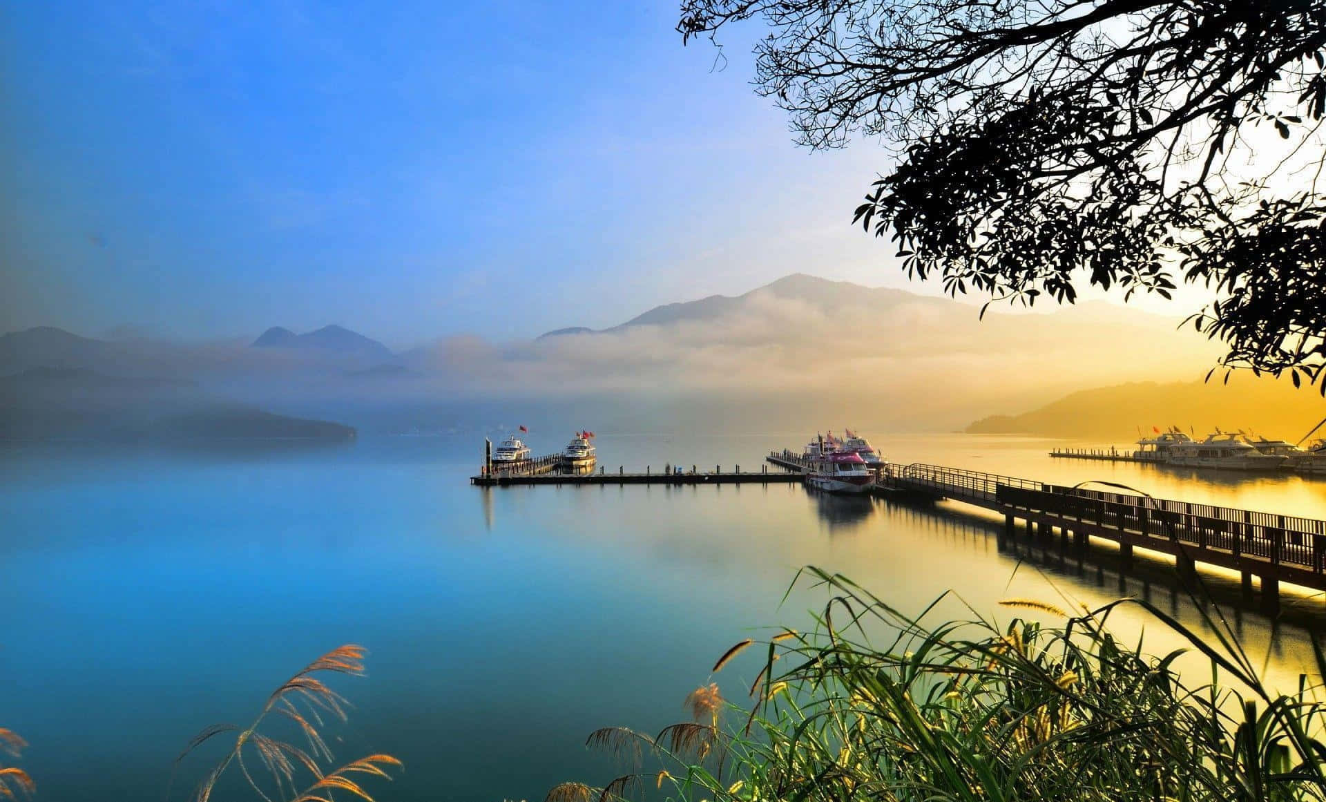 1920x1161 Download Beautiful Lake Sun Moon In Taiwan Wallpaper