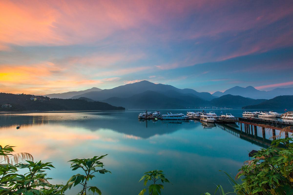 1200x800 Enjoy the enchanting and unique scenery that only exists in Taiwan