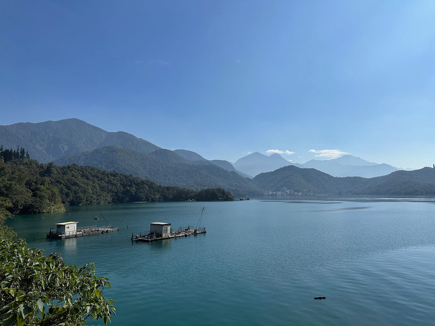 1400x1050 How I Found Peace and Enlightenment at Sun Moon Lake