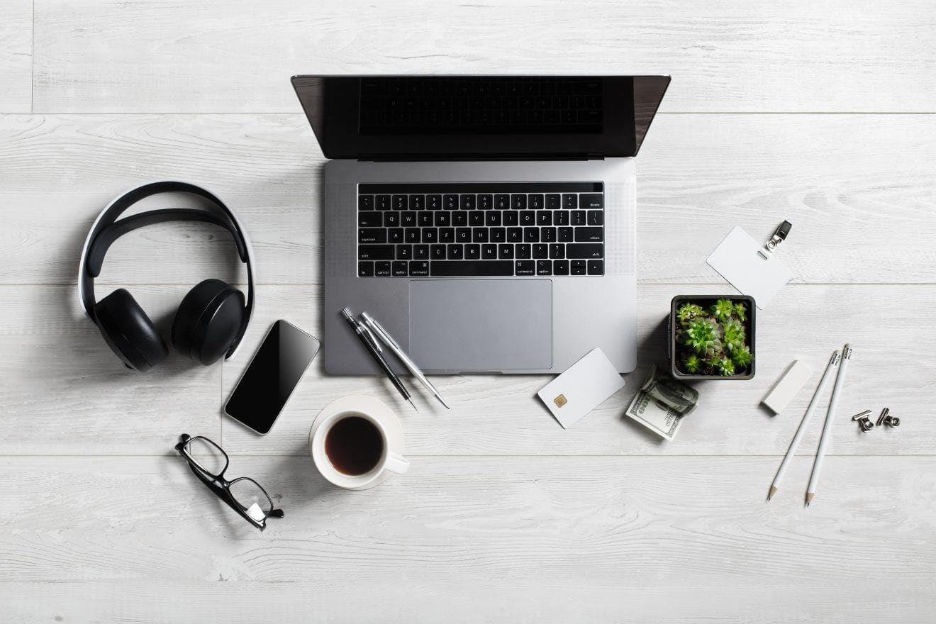 1320x880 Are Your Gadgets Stealing Your Time or Making You Productive?