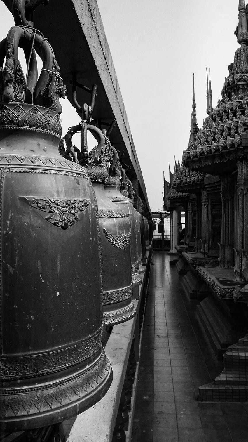 850x1513 White and black temple, 6000 X 4800 Dark HD phone wallpaper
