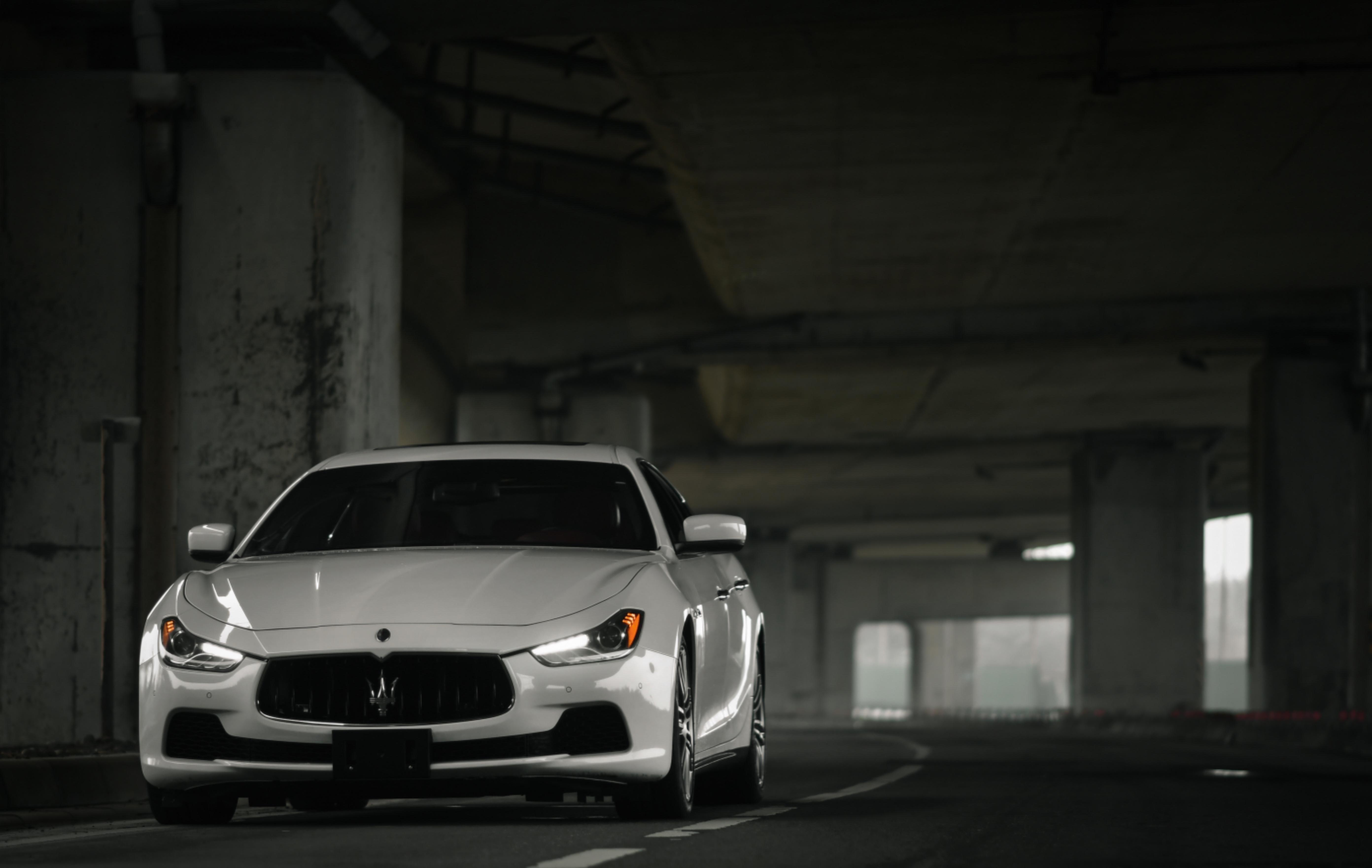 5568x3523 wallpaper maserati ghibli, maserati, white, front view, movement