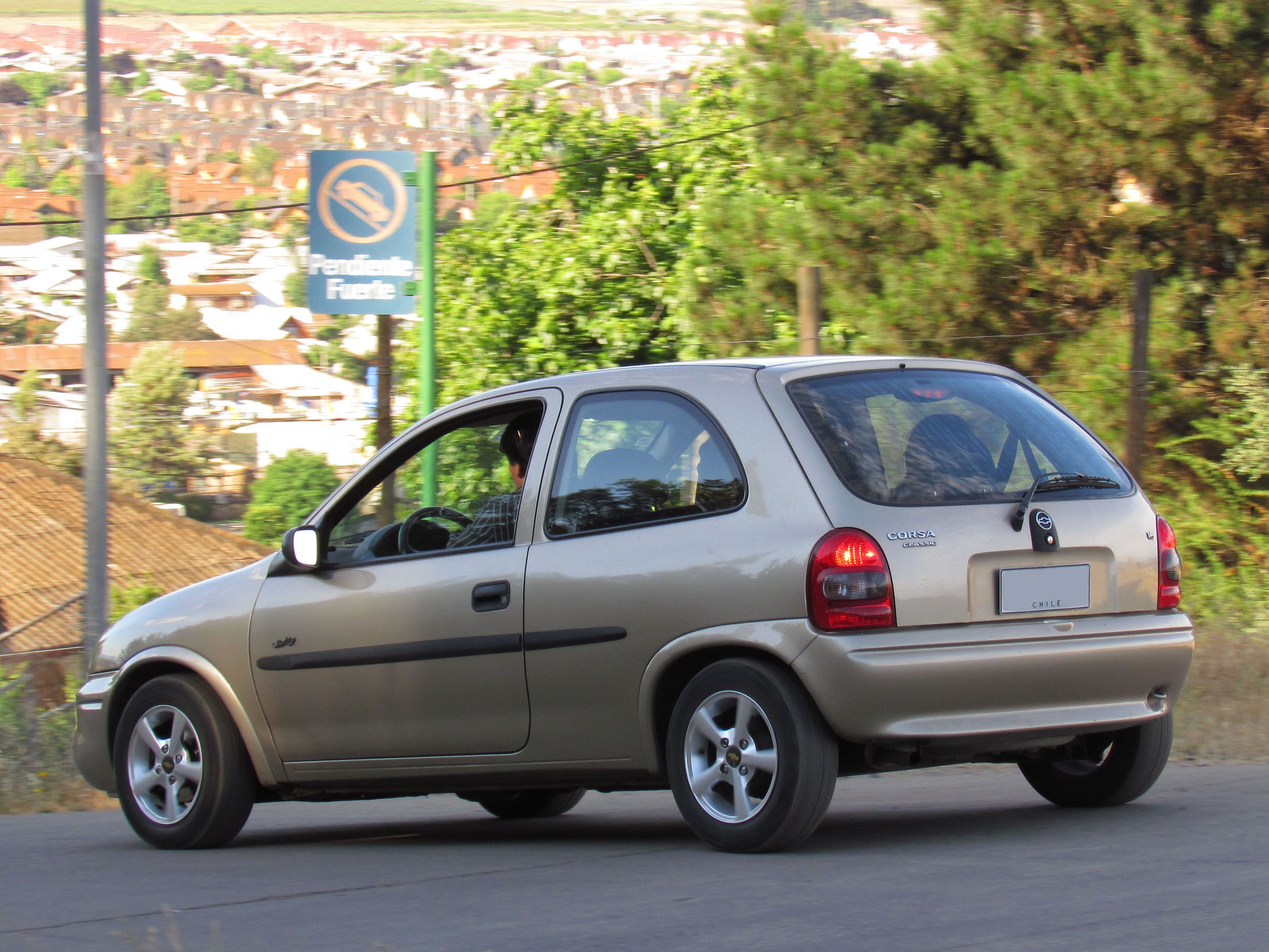 3200x2400 Chevrolet Corsa Classic 1.6 Swing