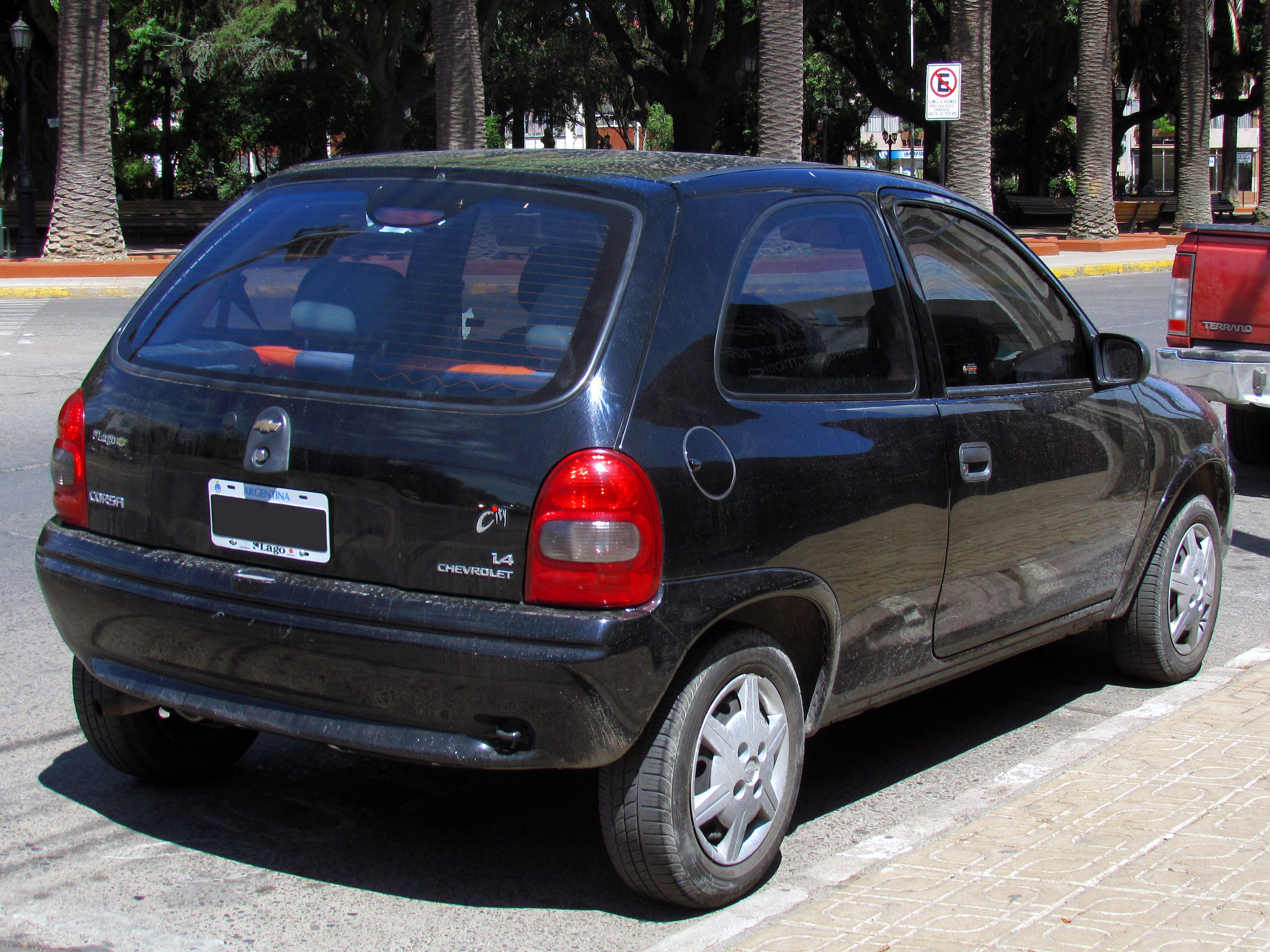 3200x2400 Chevrolet Corsa 1.4 City