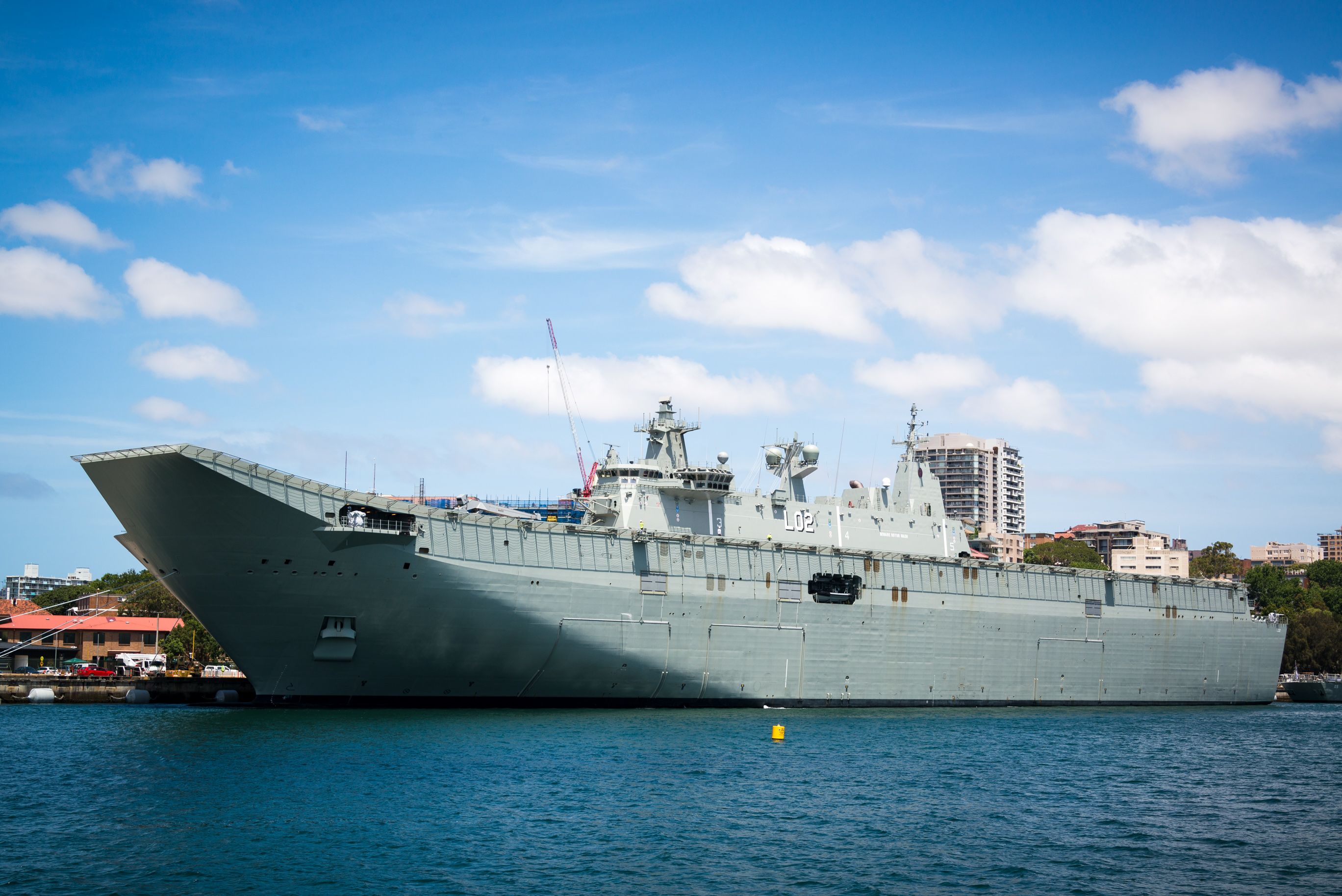 2737x1827 HMAS Canberra (L02)