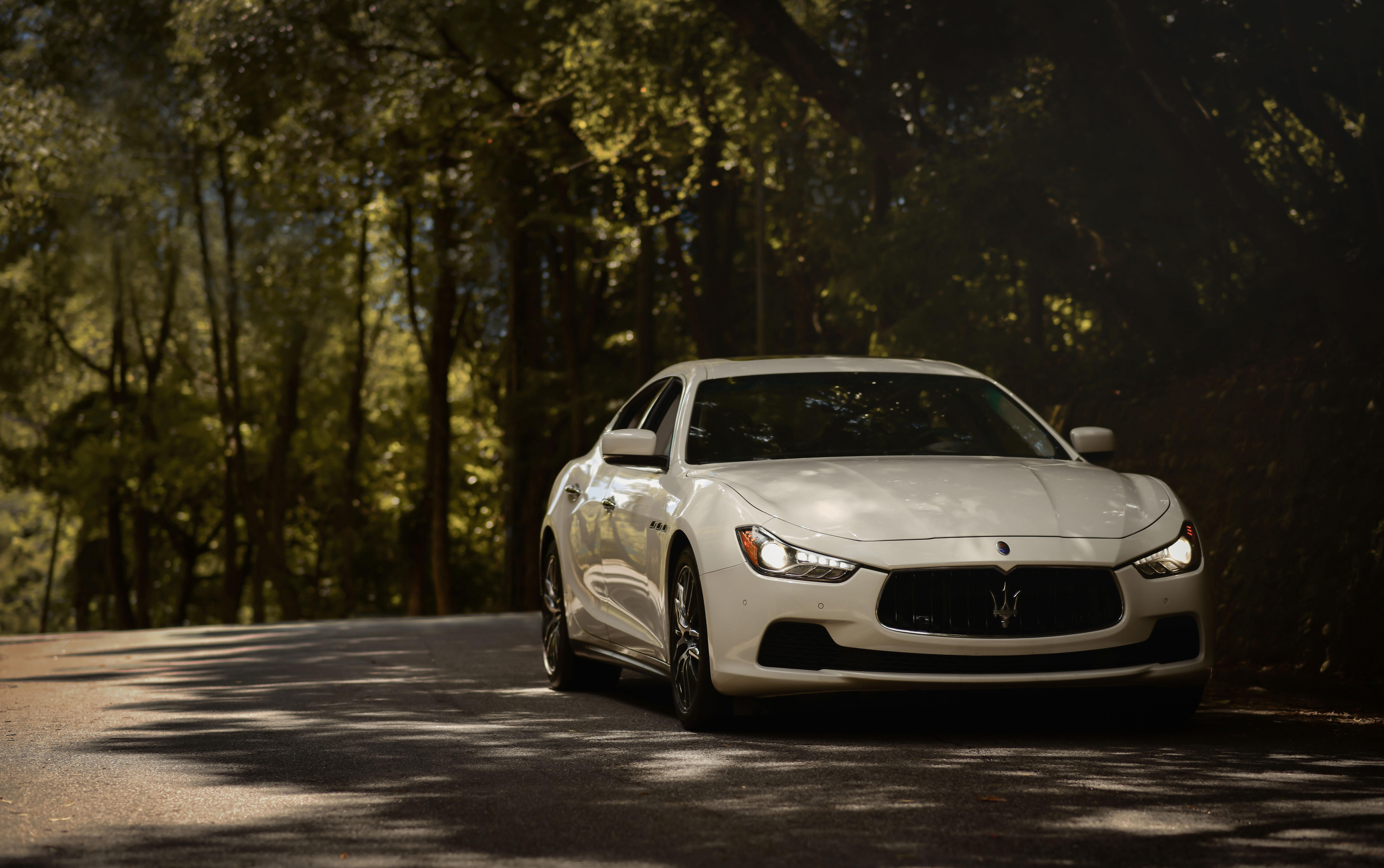 8200x5144 wallpaper maserati ghibli, maserati, car, white, front view, road