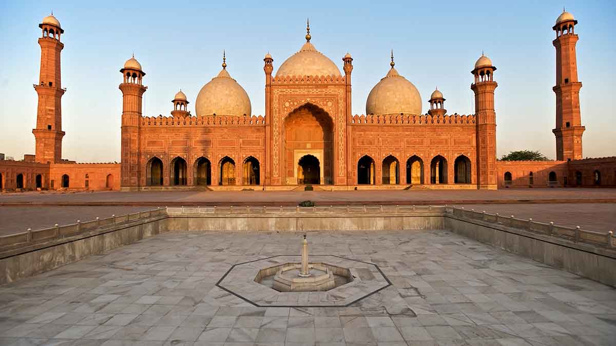 1200x675 Badshahi Mosque Lahore Wallpaper