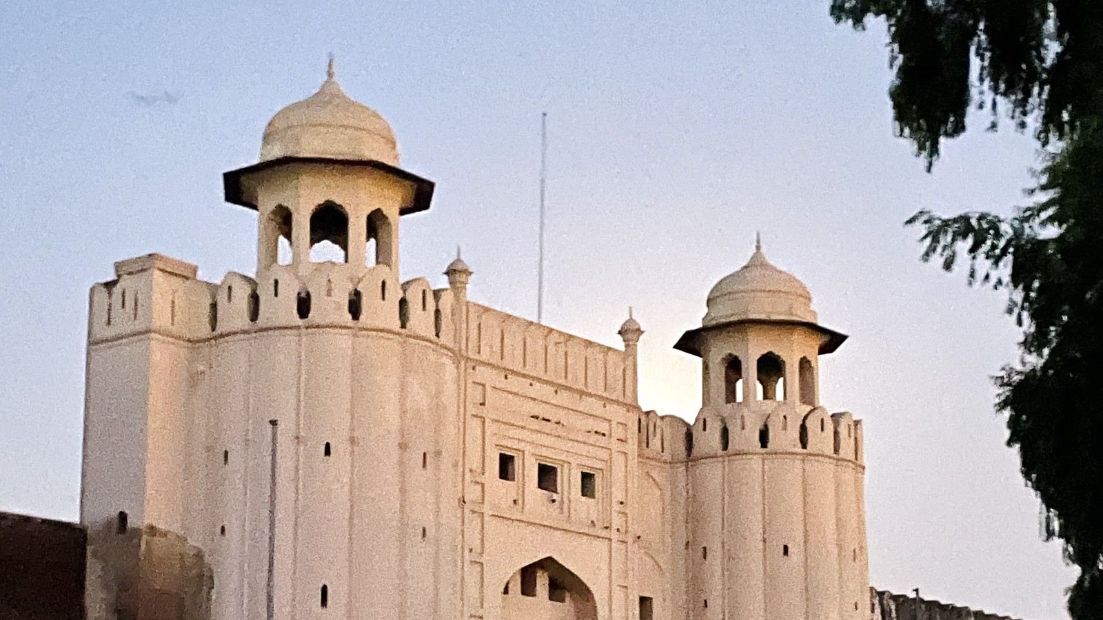 1600x900 Lahore Fort History Encyclopedia