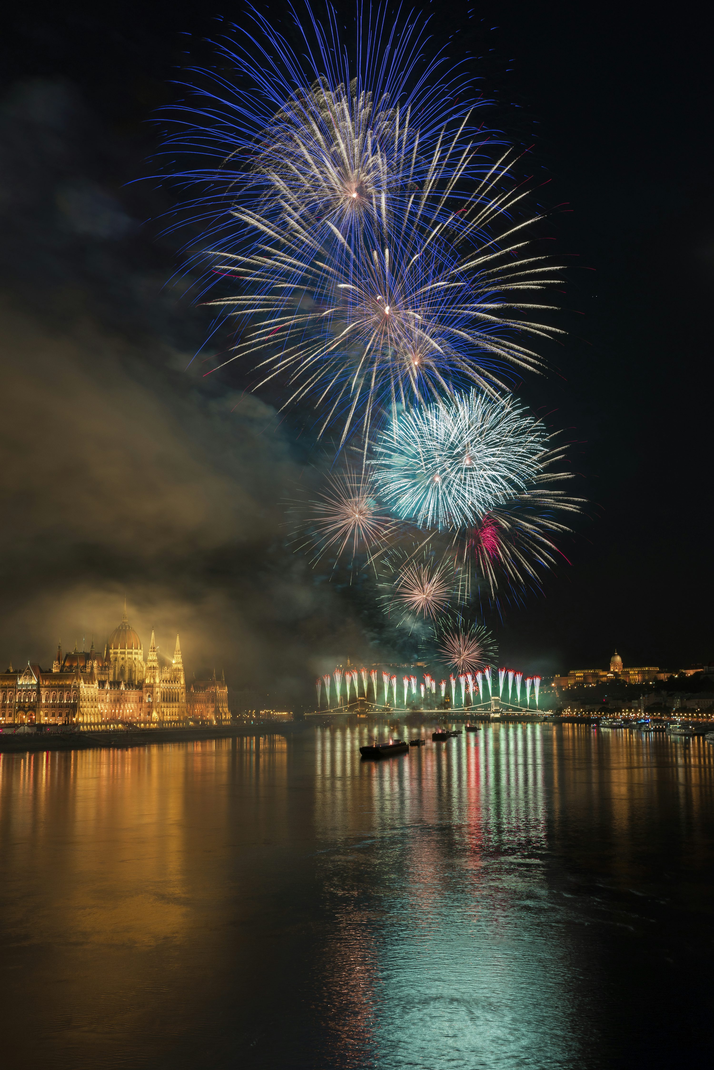 3000x4495 Photo of fireworks above body of water photo