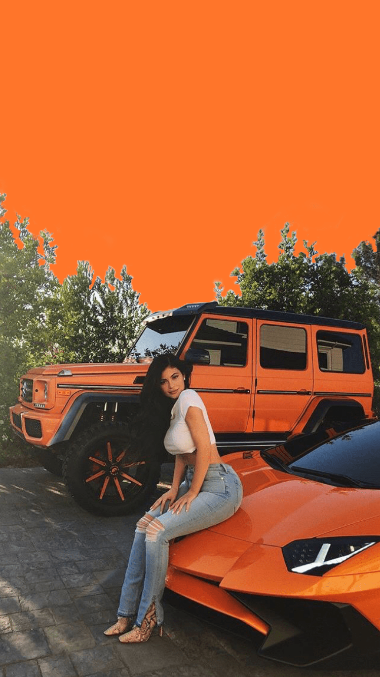 750x1334 Kylie Jenner And Orange Cars Wallpaper. Kylie jenner car, Kylie