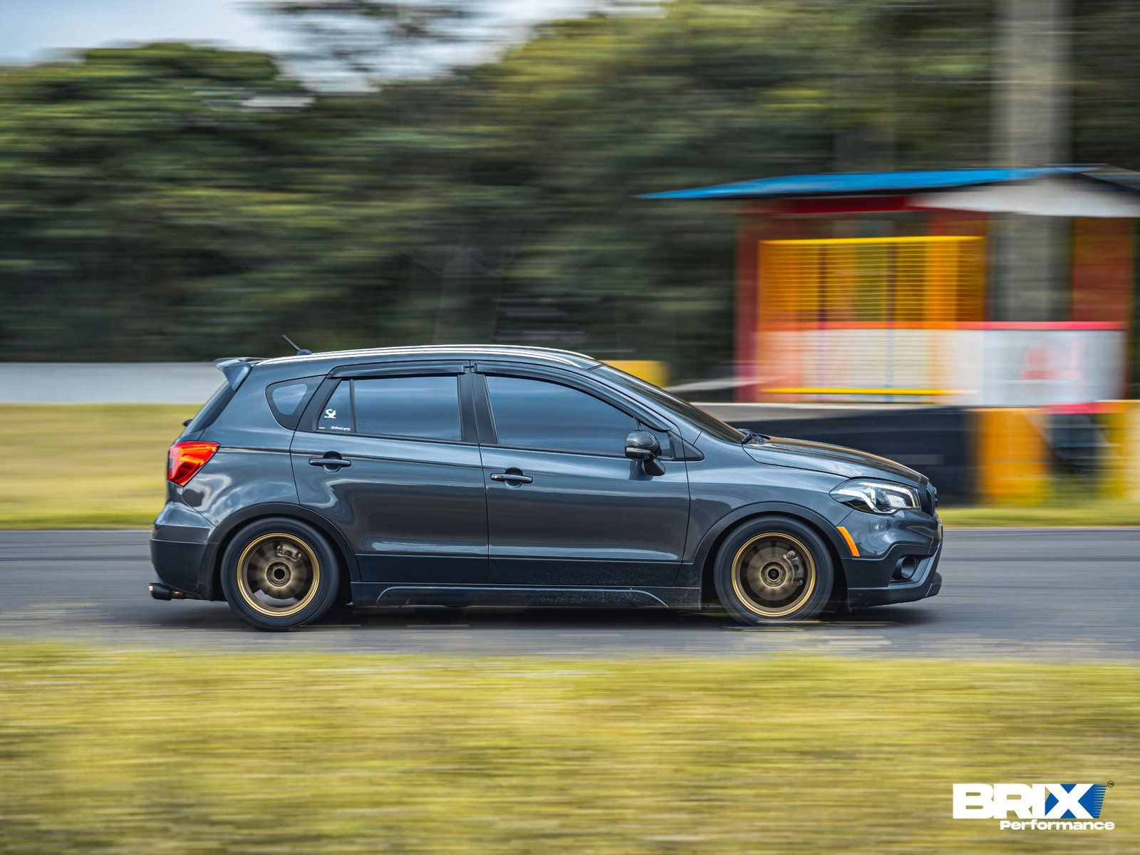 1600x1200 Suzuki SX4 at Sentul International Circuit