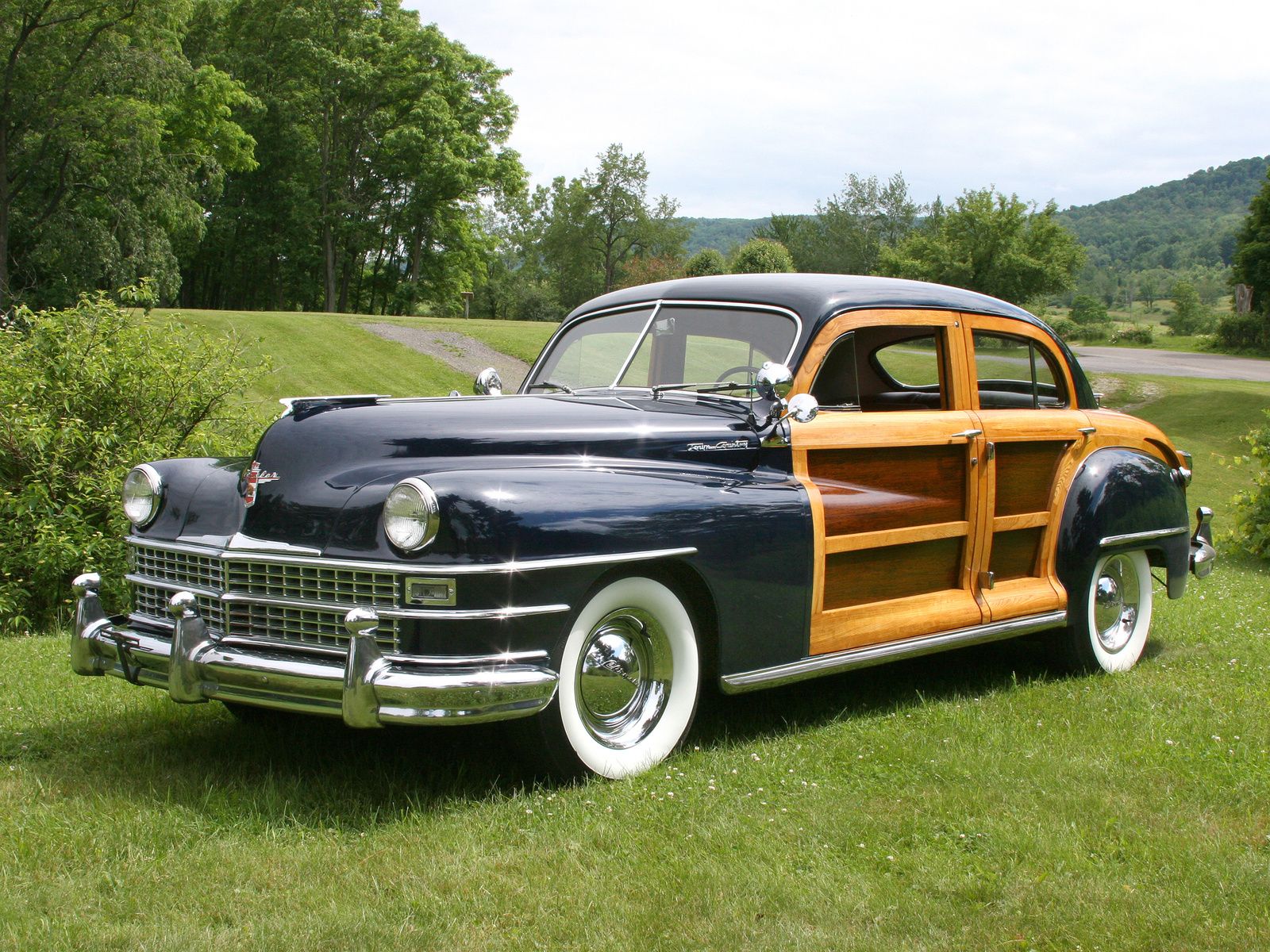 1600x1200 Chrysler, Town, Country, Sedan, Retro Wallpaper HD / Desktop and Mobile Background