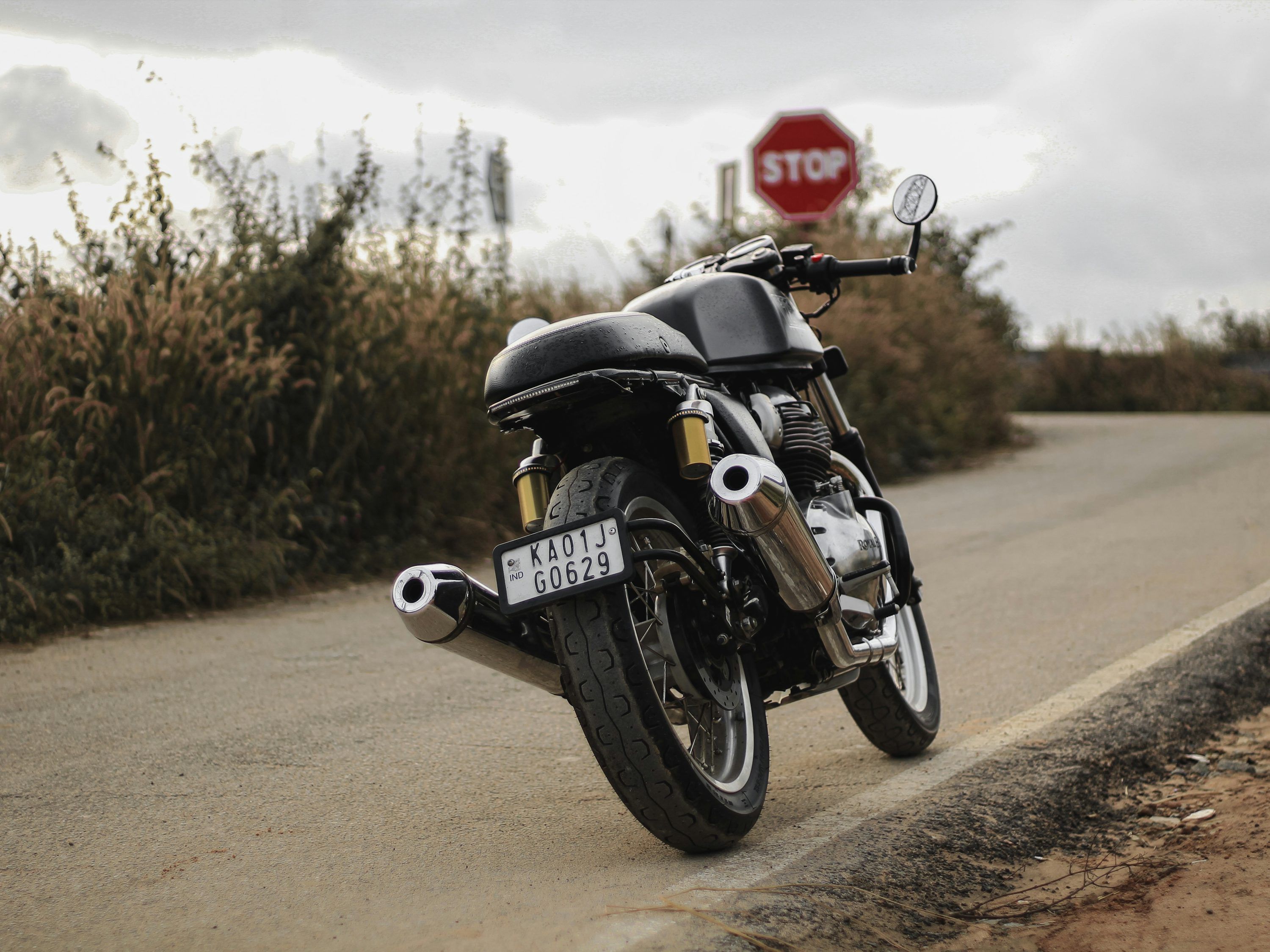 3000x2250 Continental Gt 650 Picture. Download Free Image