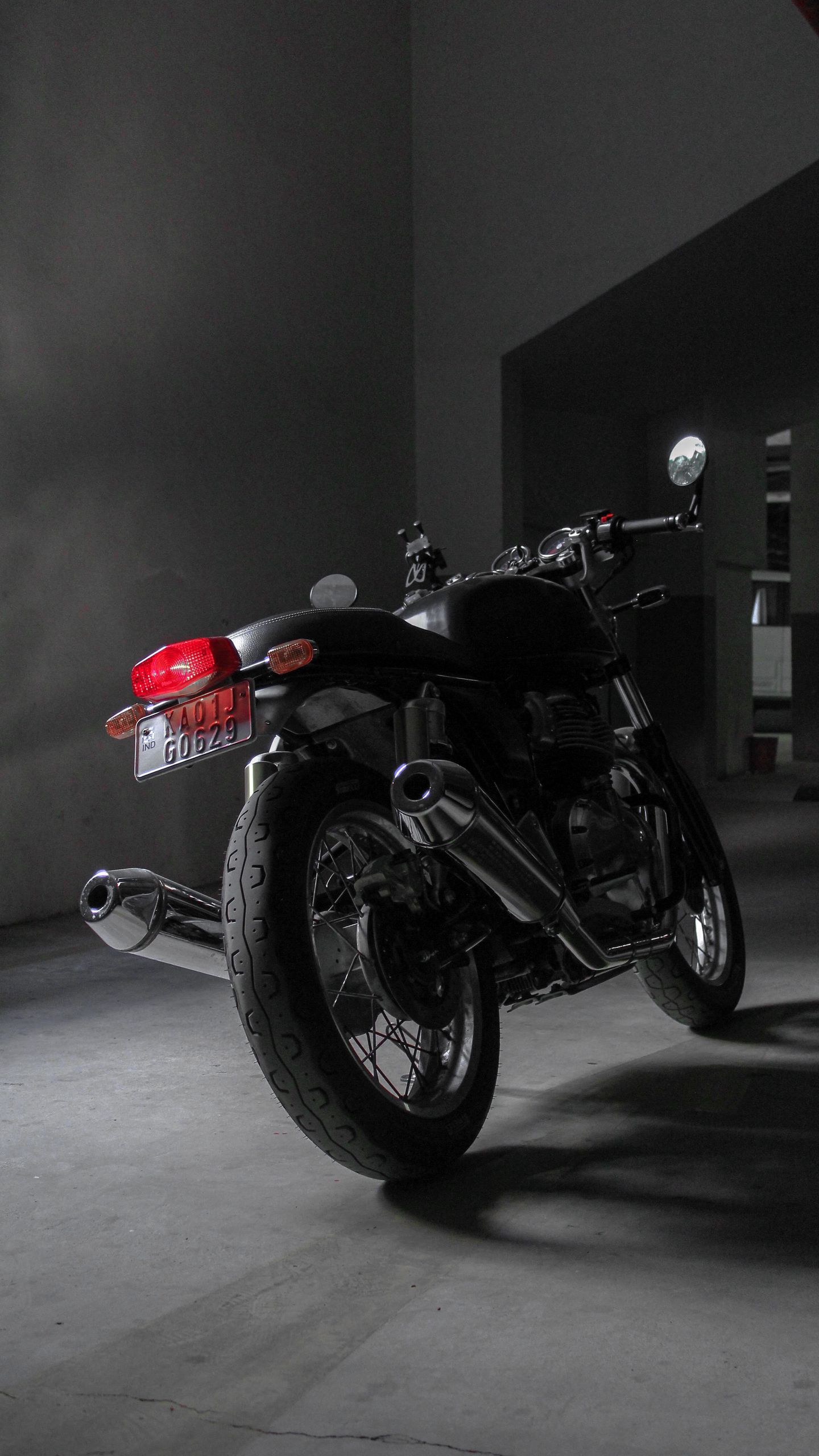 1440x2560 Download wallpaper 1440x2560 royal enfield continental gt royal enfield, motorcycle, bike, black, rear view qhd samsung galaxy s s edge, note, lg g4 HD background