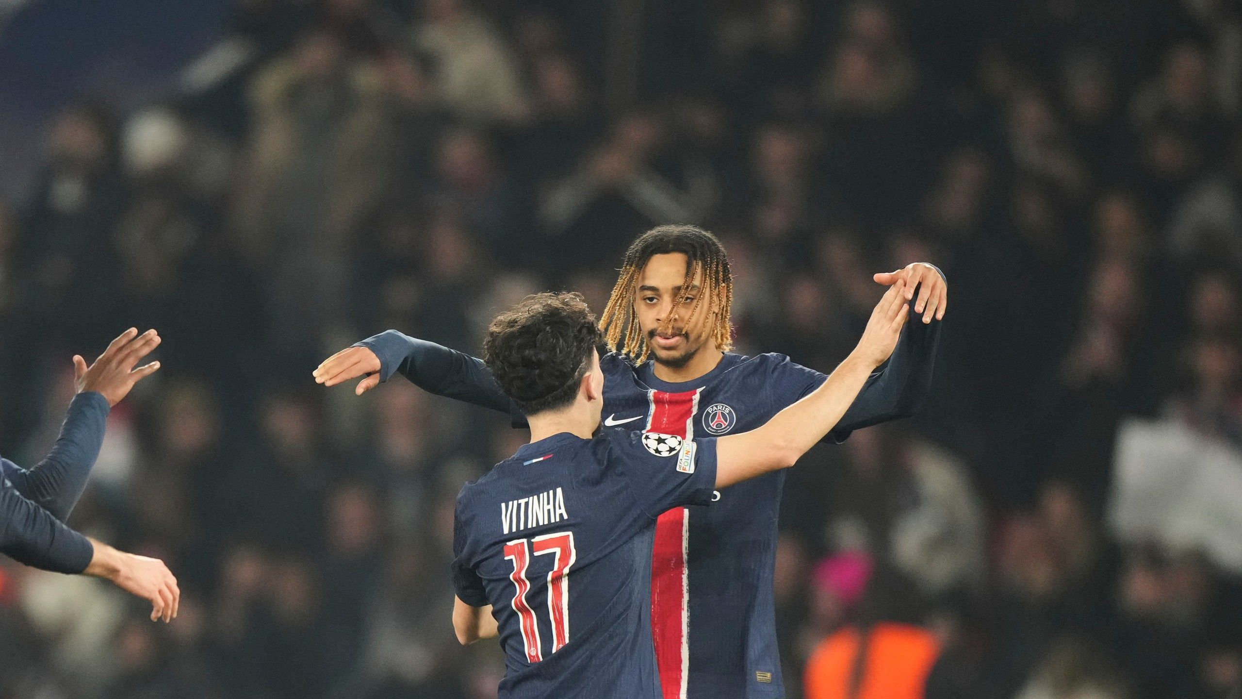 2560x1440 Mbappé hat trick for Real Madrid dumps Man City out of Champions League. PSG and Dortmund advance